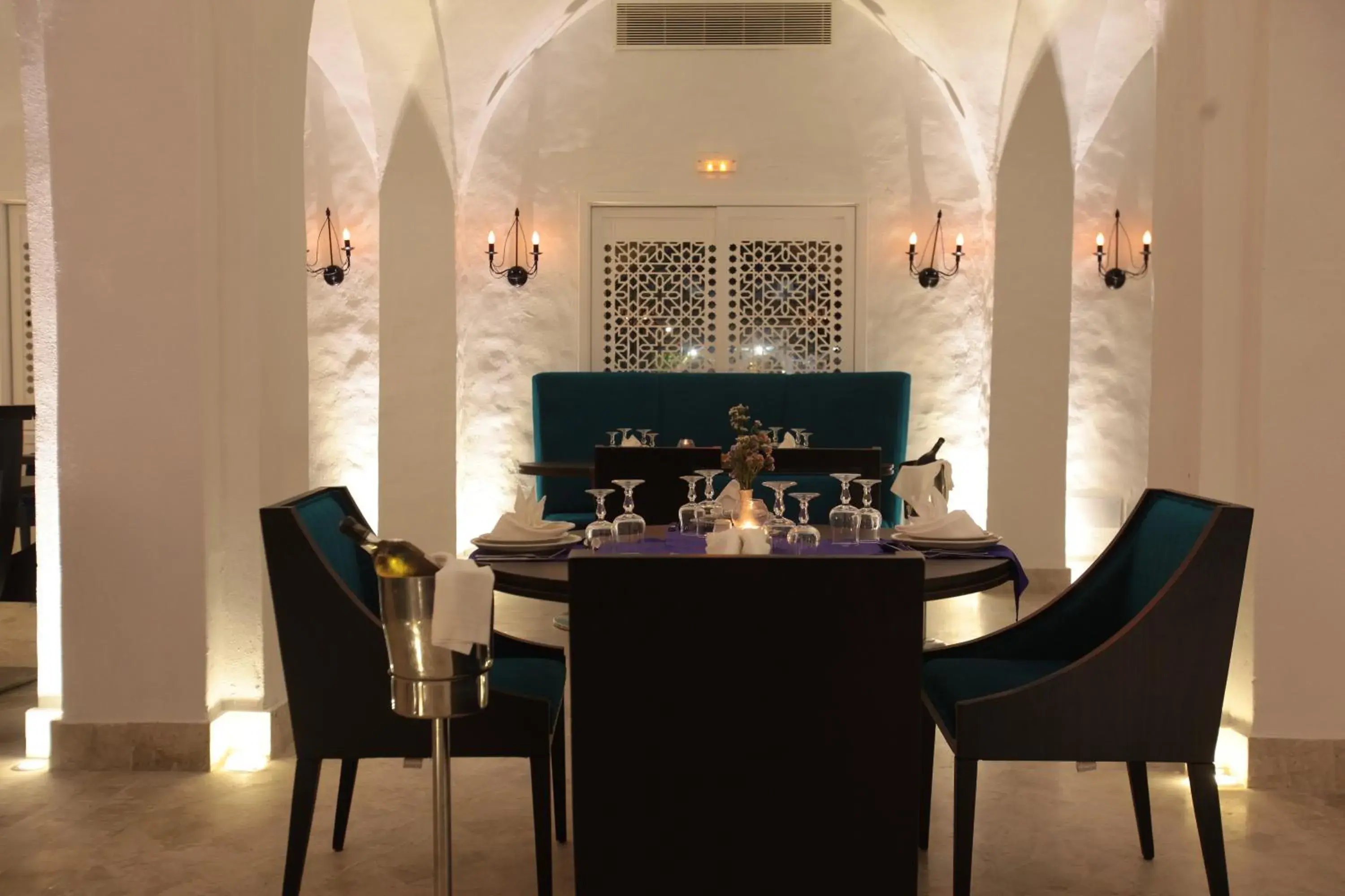 Restaurant/places to eat in Seabel Rym Beach Djerba Restaurant/places to eat in Seabel Rym Beach Djerba