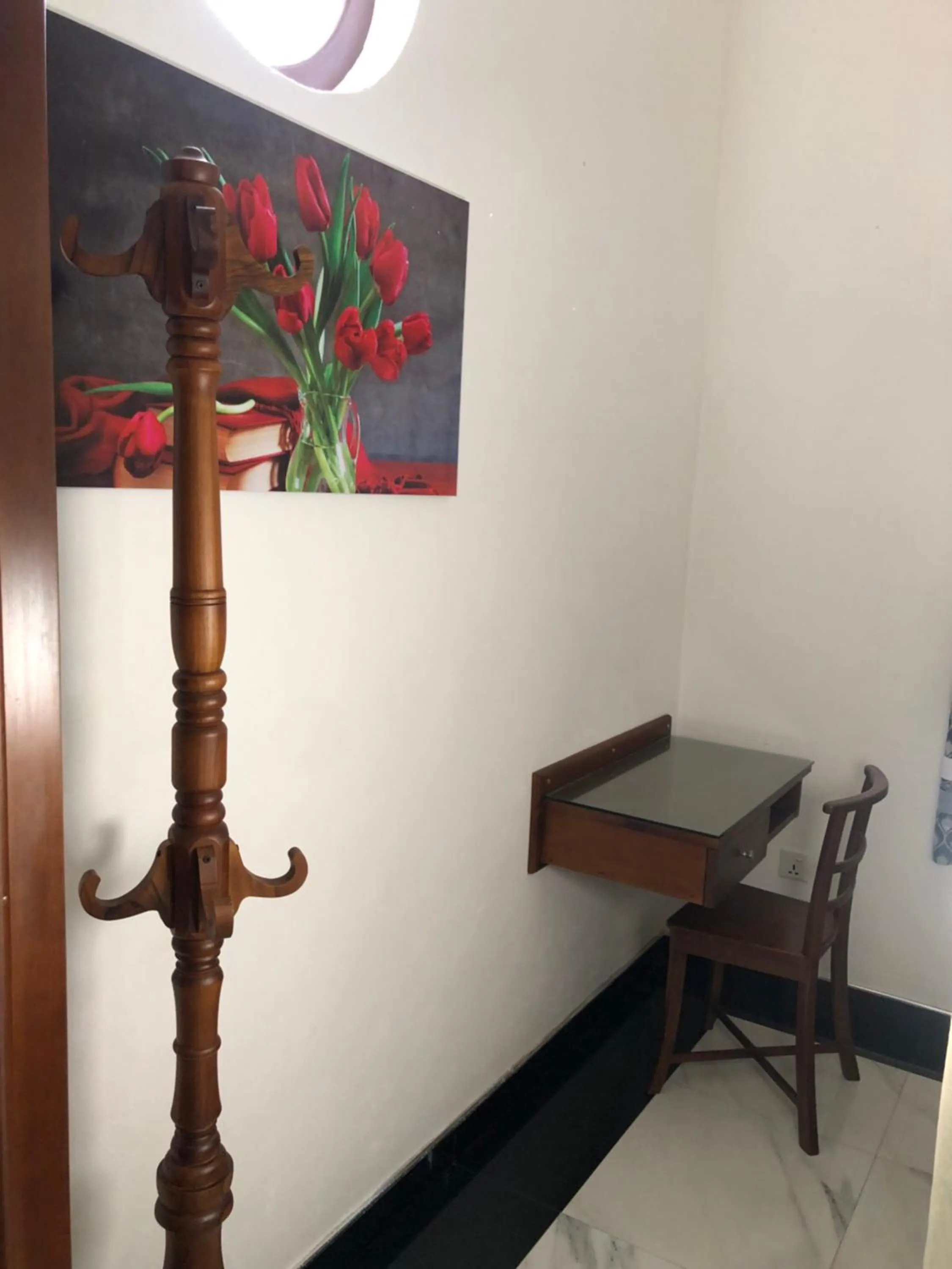 Seating area in SRI LANKAN VILLA