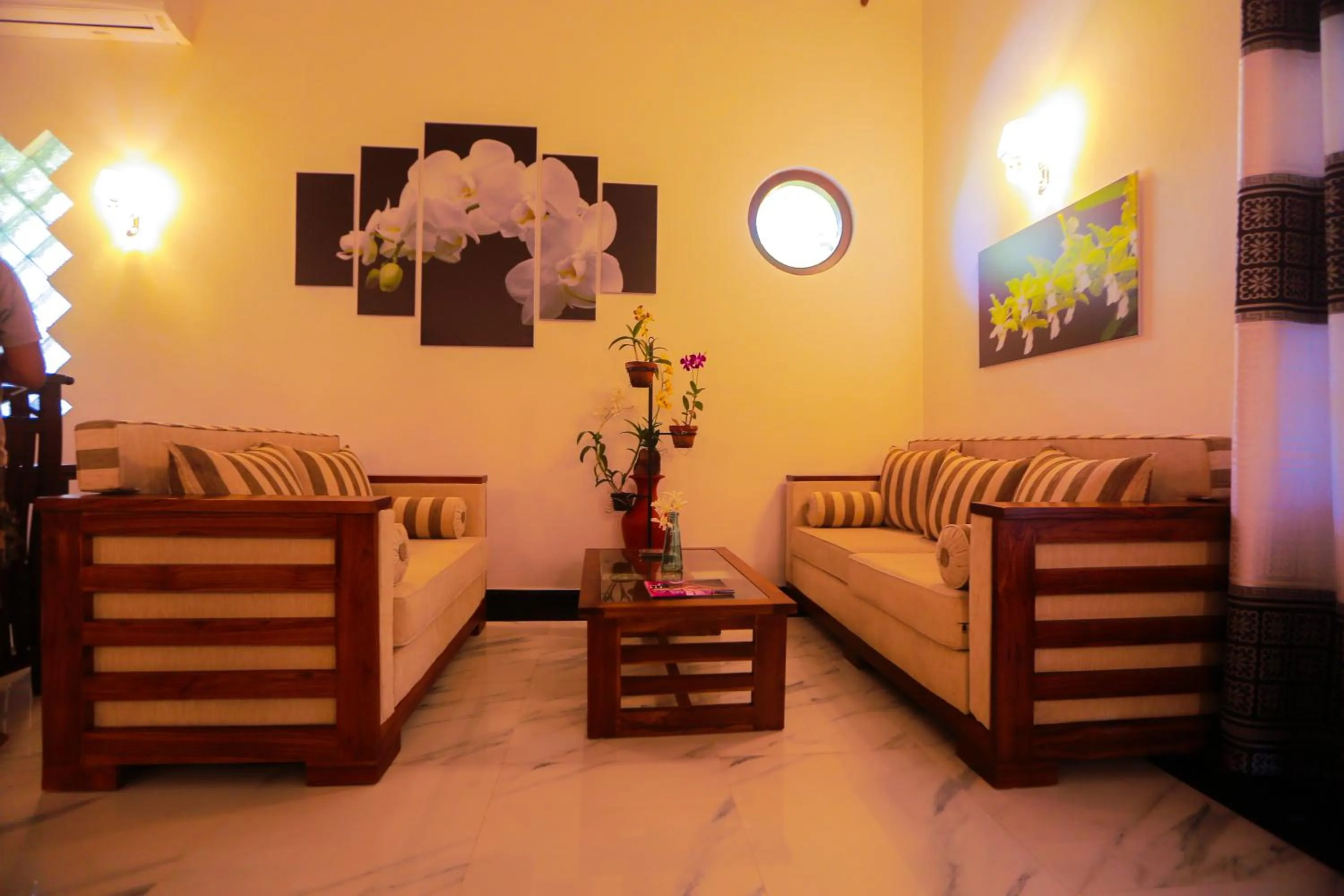 Seating area in SRI LANKAN VILLA