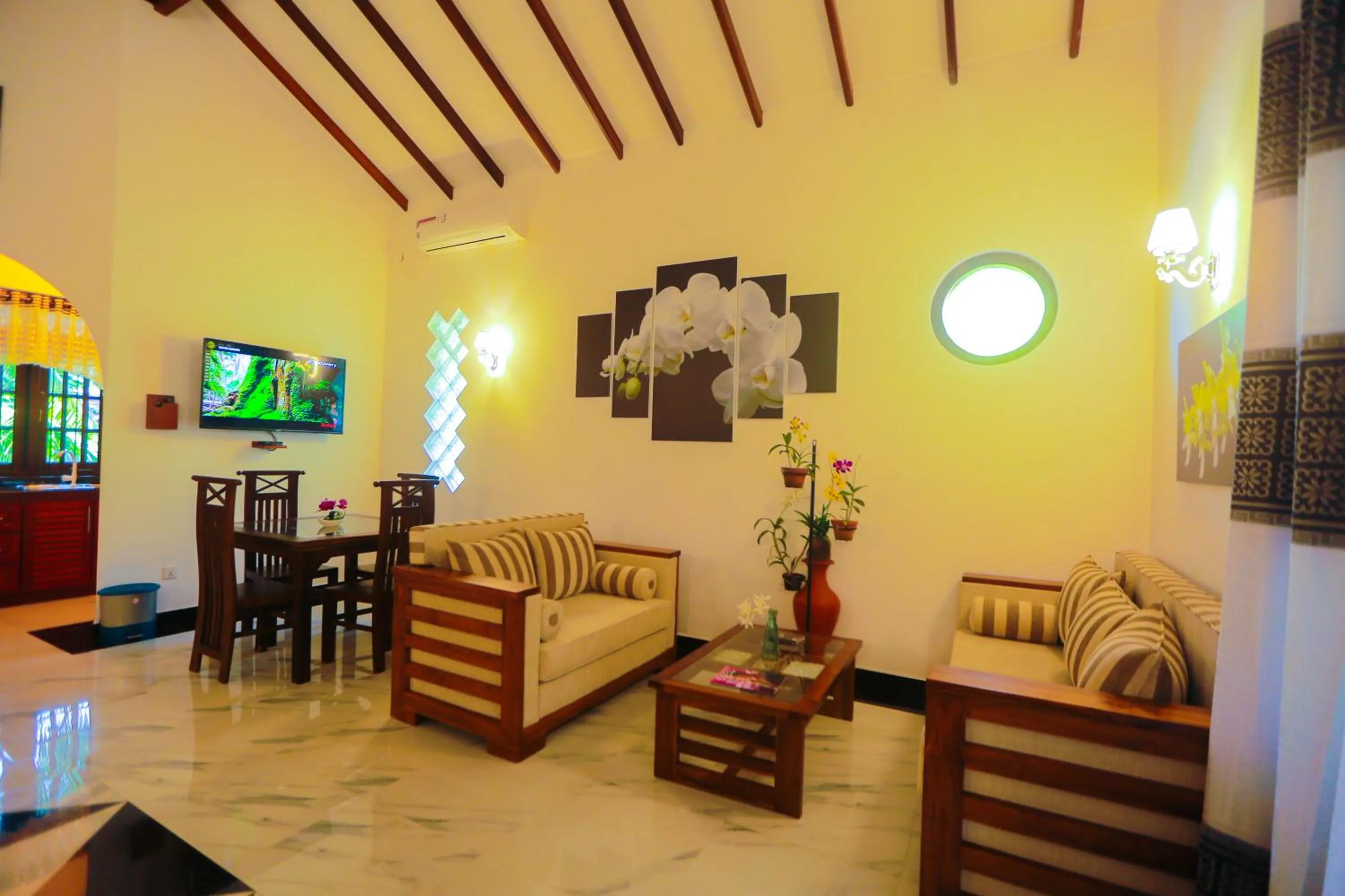 Seating area in SRI LANKAN VILLA