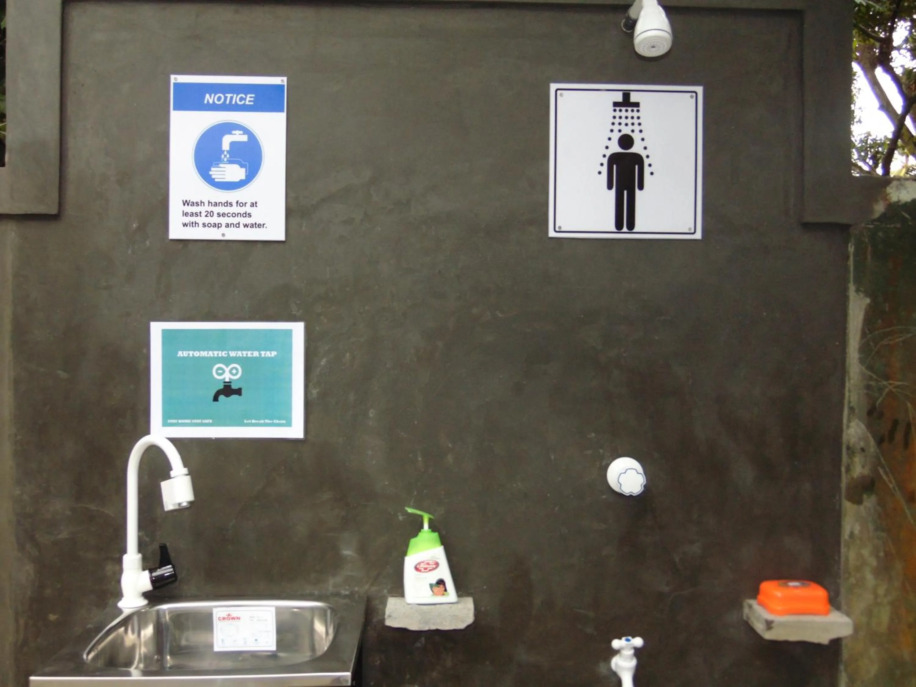 Garden in SRI LANKAN VILLA