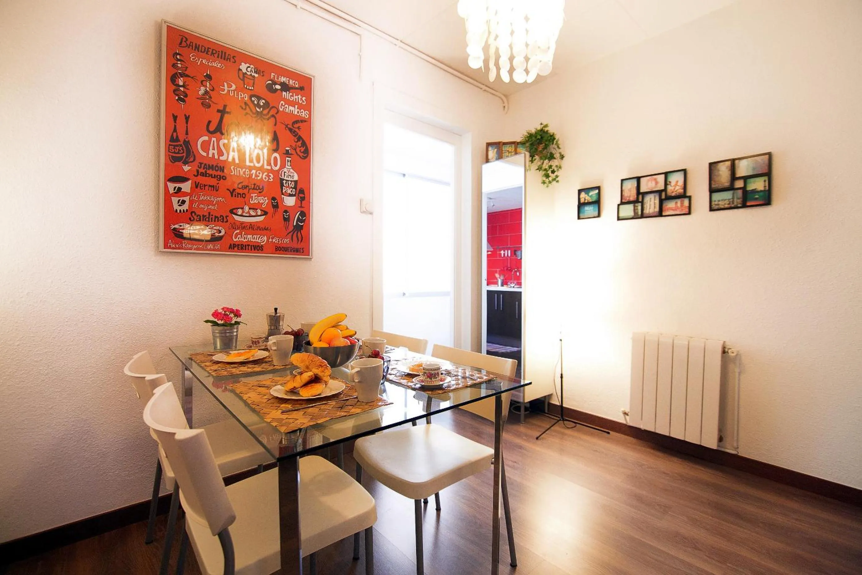 Living room in Casa Tortilla Sagrada Familia