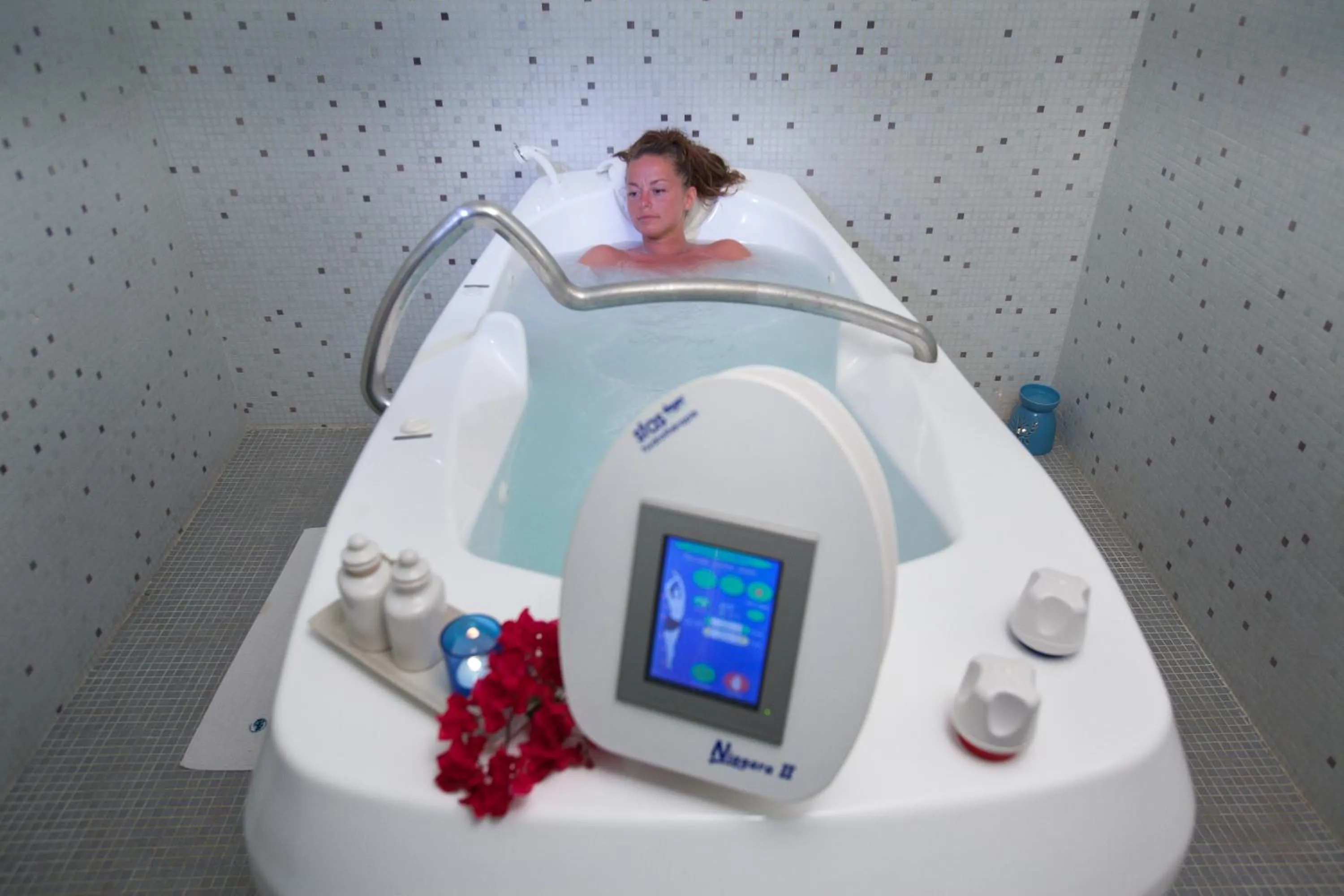 Hot Tub in Seabel Alhambra Beach Golf & Spa