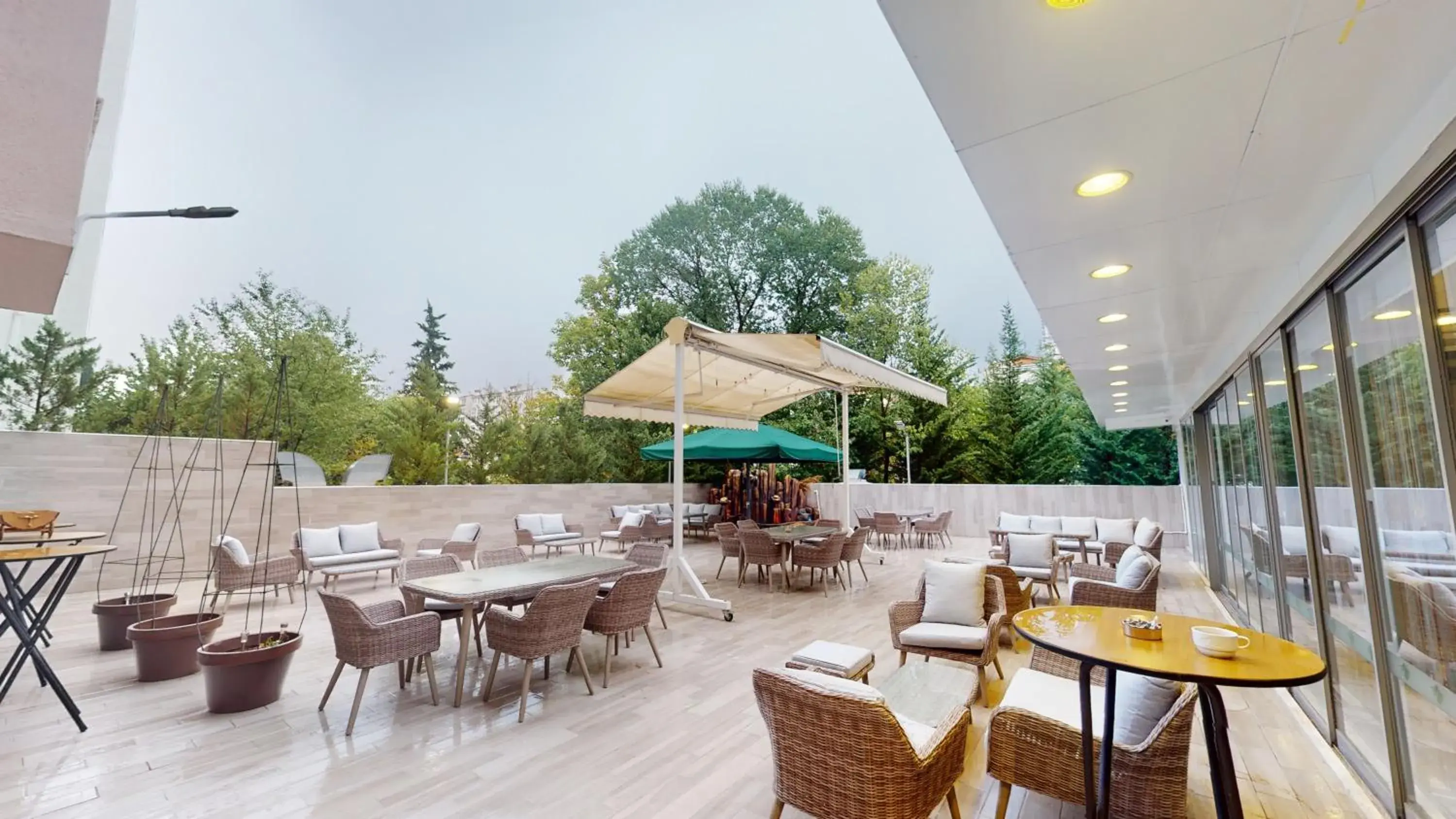 Restaurant/places to eat in Mimi Hotel Ankara Restaurant/places to eat in Mimi Hotel Ankara