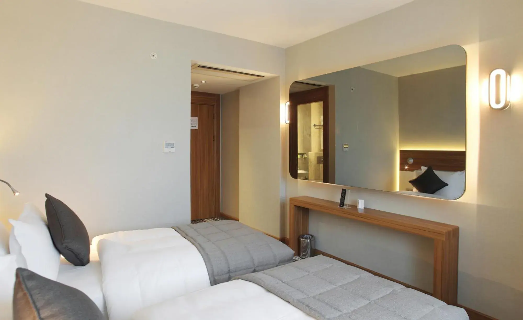 Photo of the whole room, Bed in Mimi Hotel Ankara Photo of the whole room, Bed in Mimi Hotel Ankara