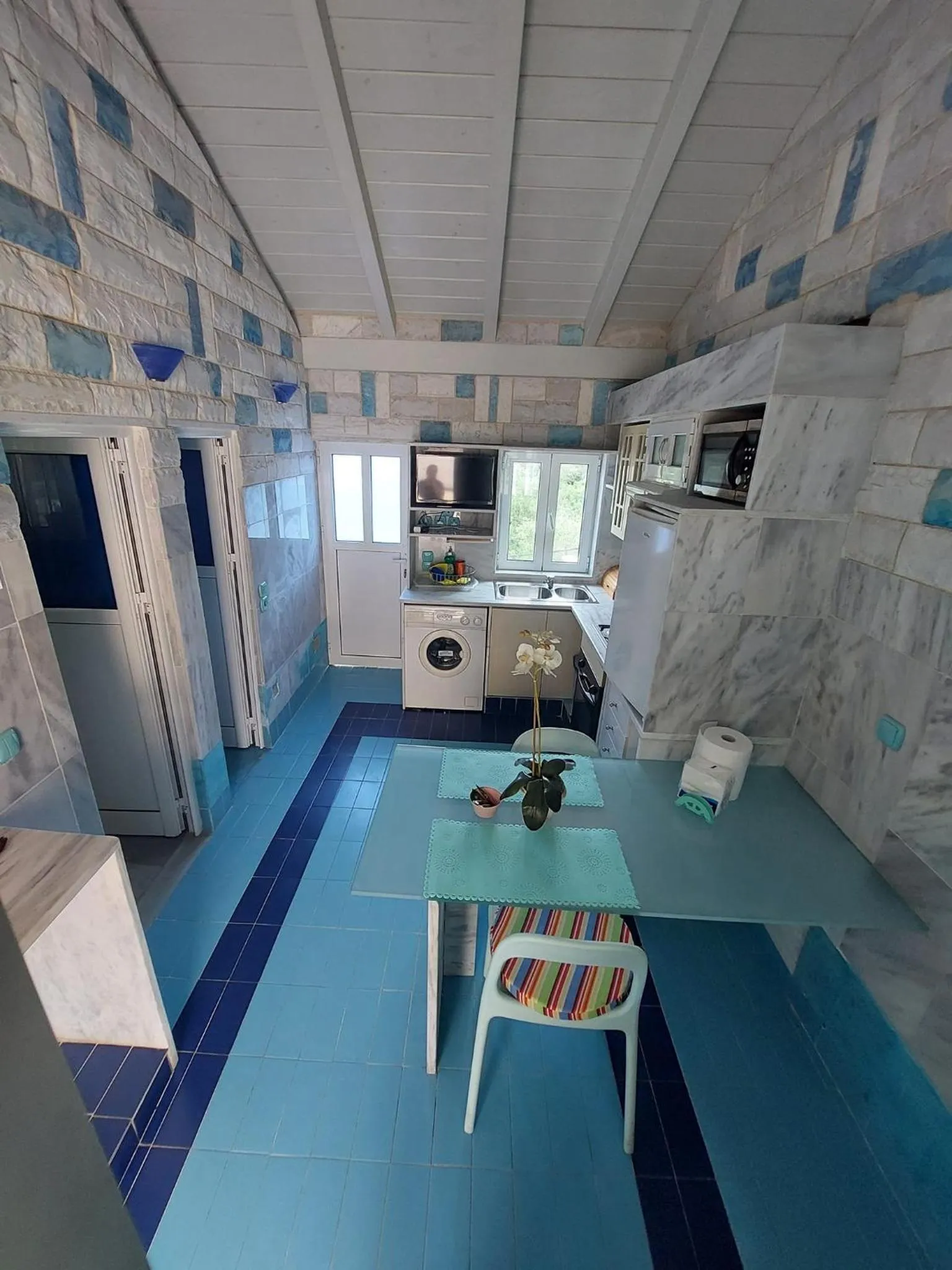 TV and multimedia in Paco's Resort Holiday Flats