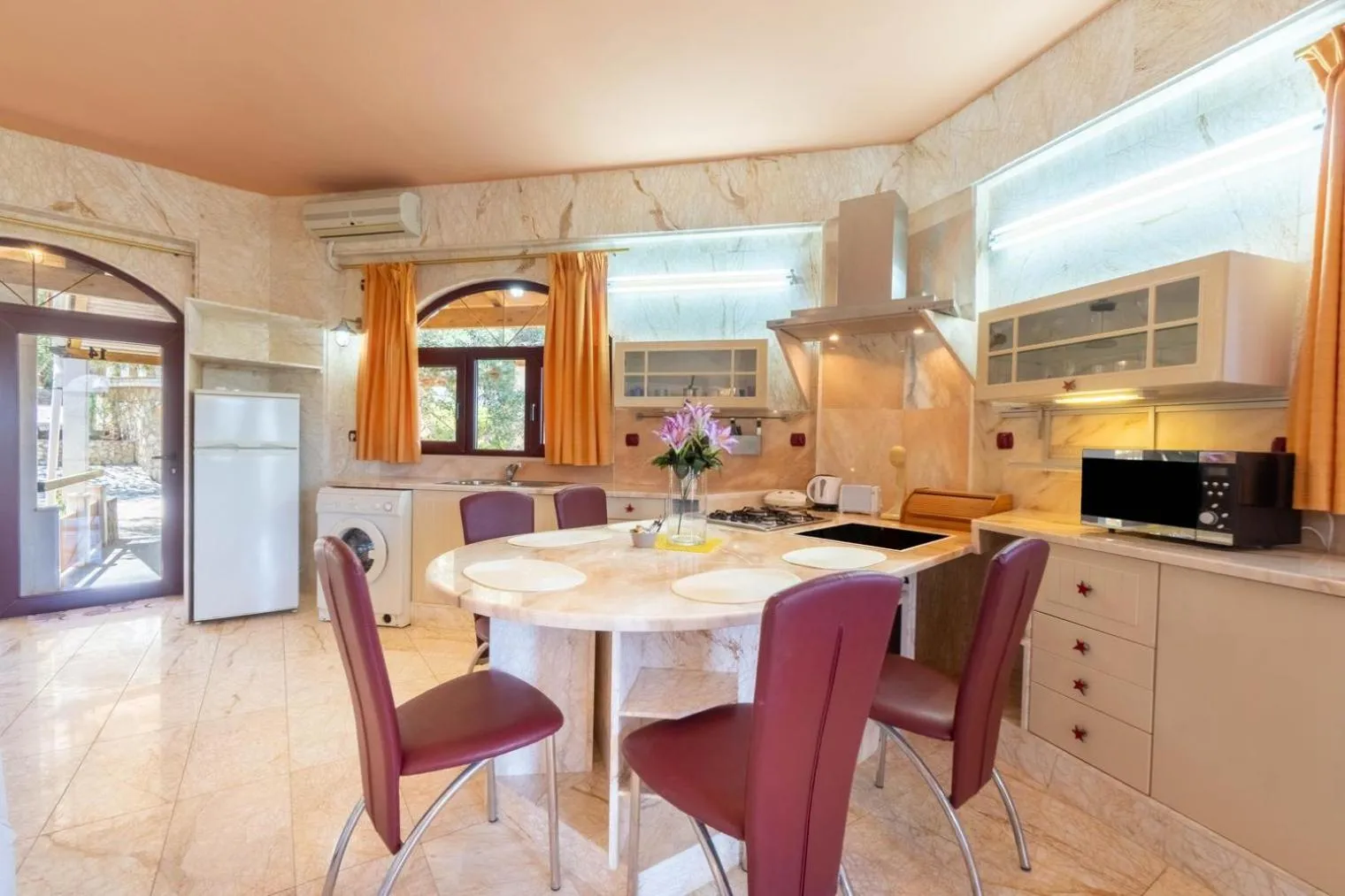 Kitchen or kitchenette in Paco's Resort Holiday Flats