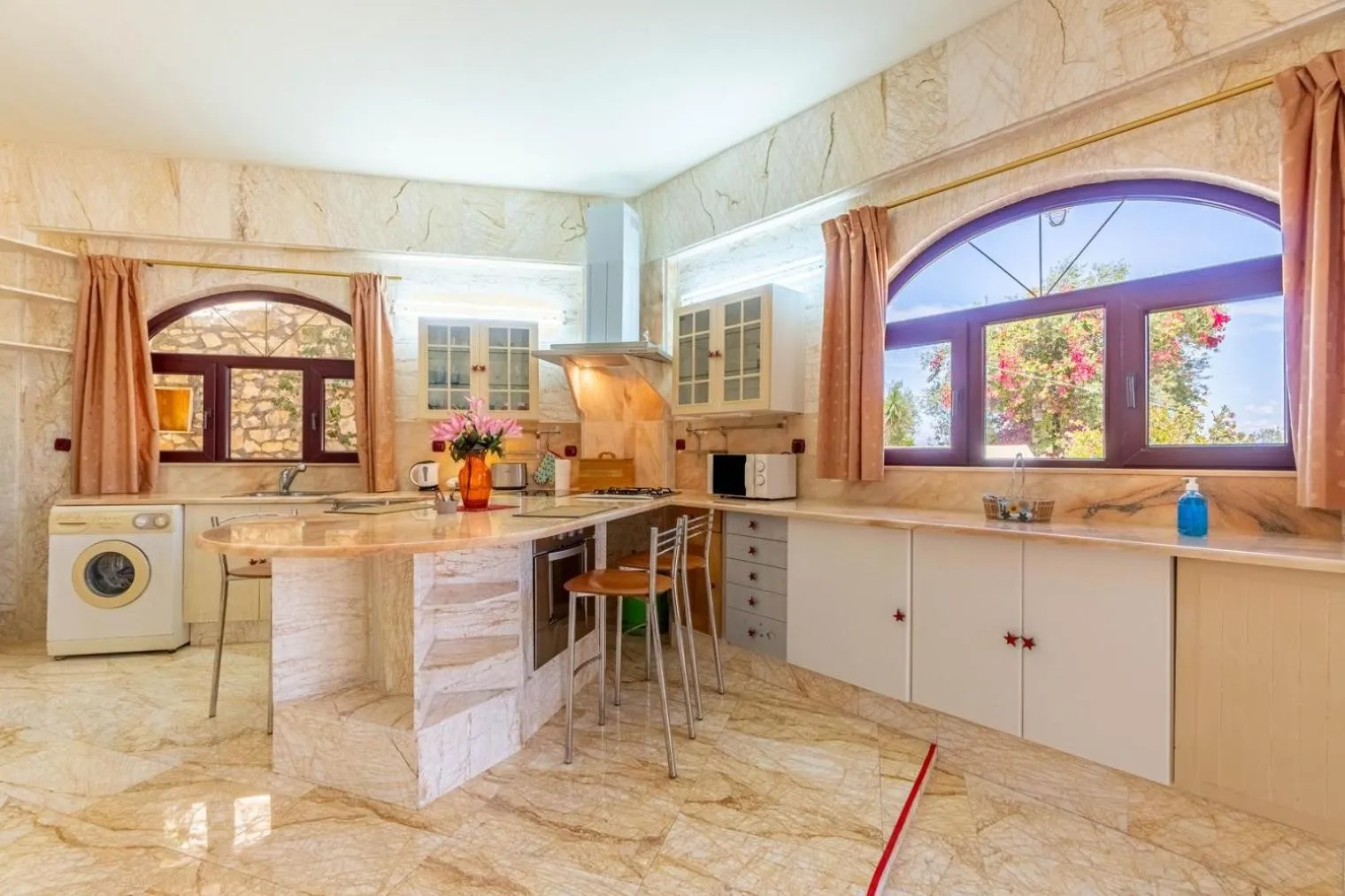 Kitchen or kitchenette in Paco's Resort Holiday Flats