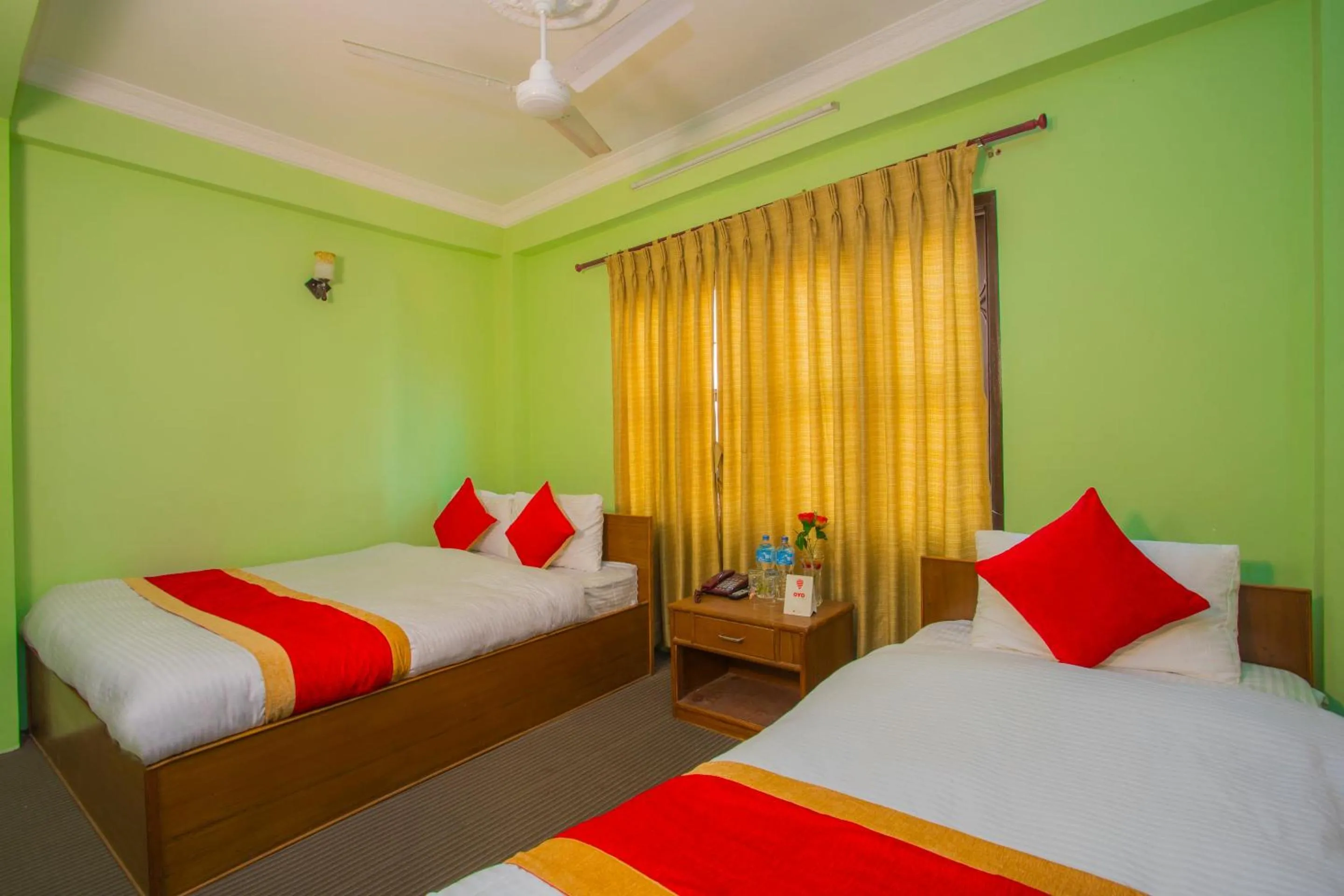 OYO 233 Waling Fulbari Guest House