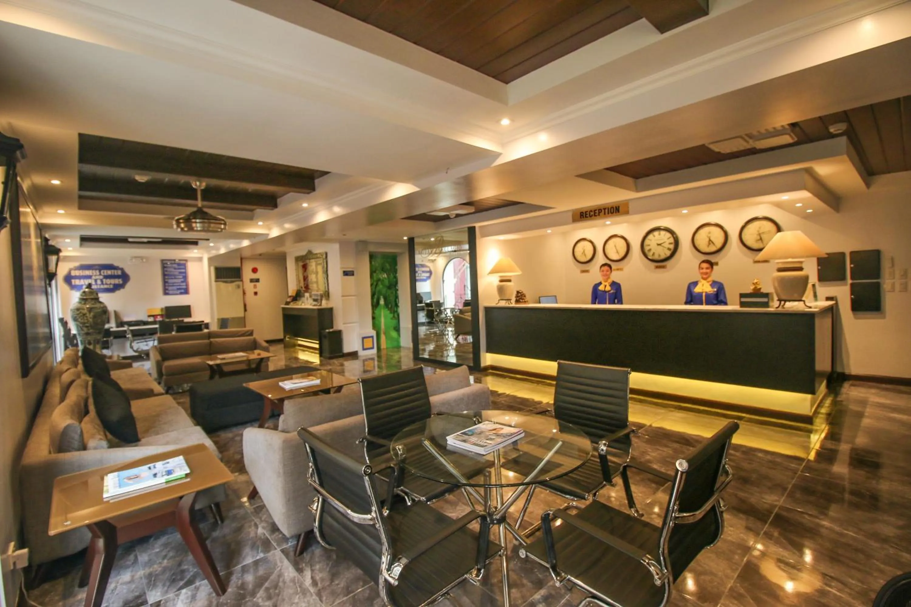 Lobby or reception in Royal Bellagio Hotel