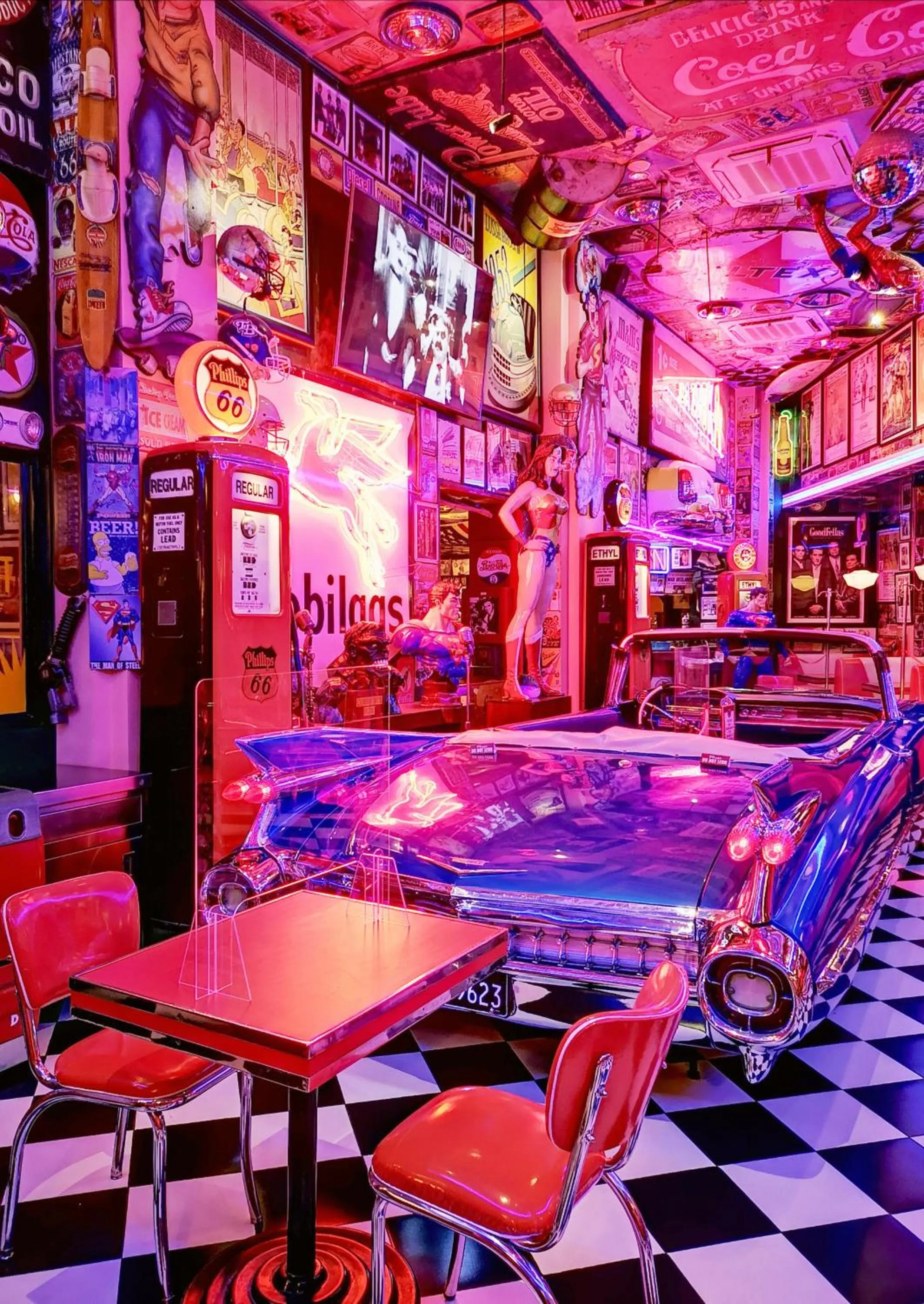 Restaurant/places to eat in Royal Bellagio Hotel