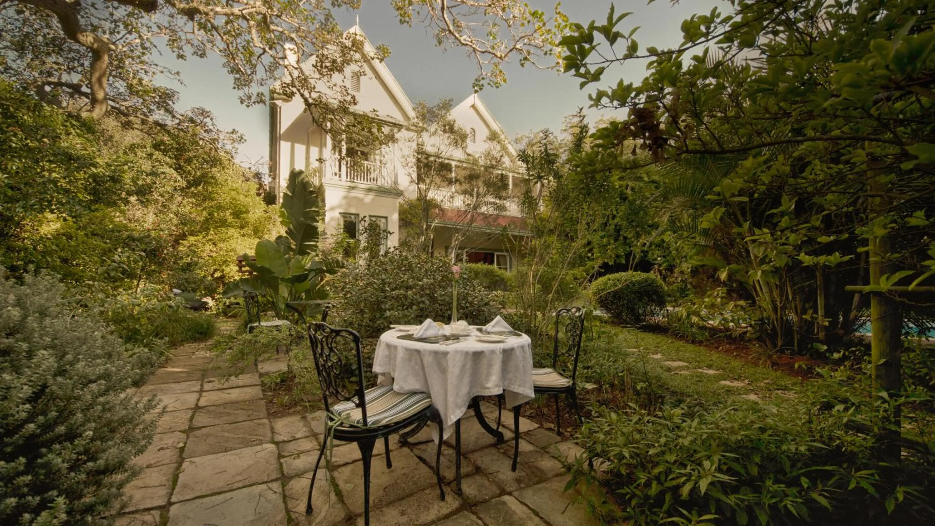 Facade/entrance in Hacklewood Hill Country House