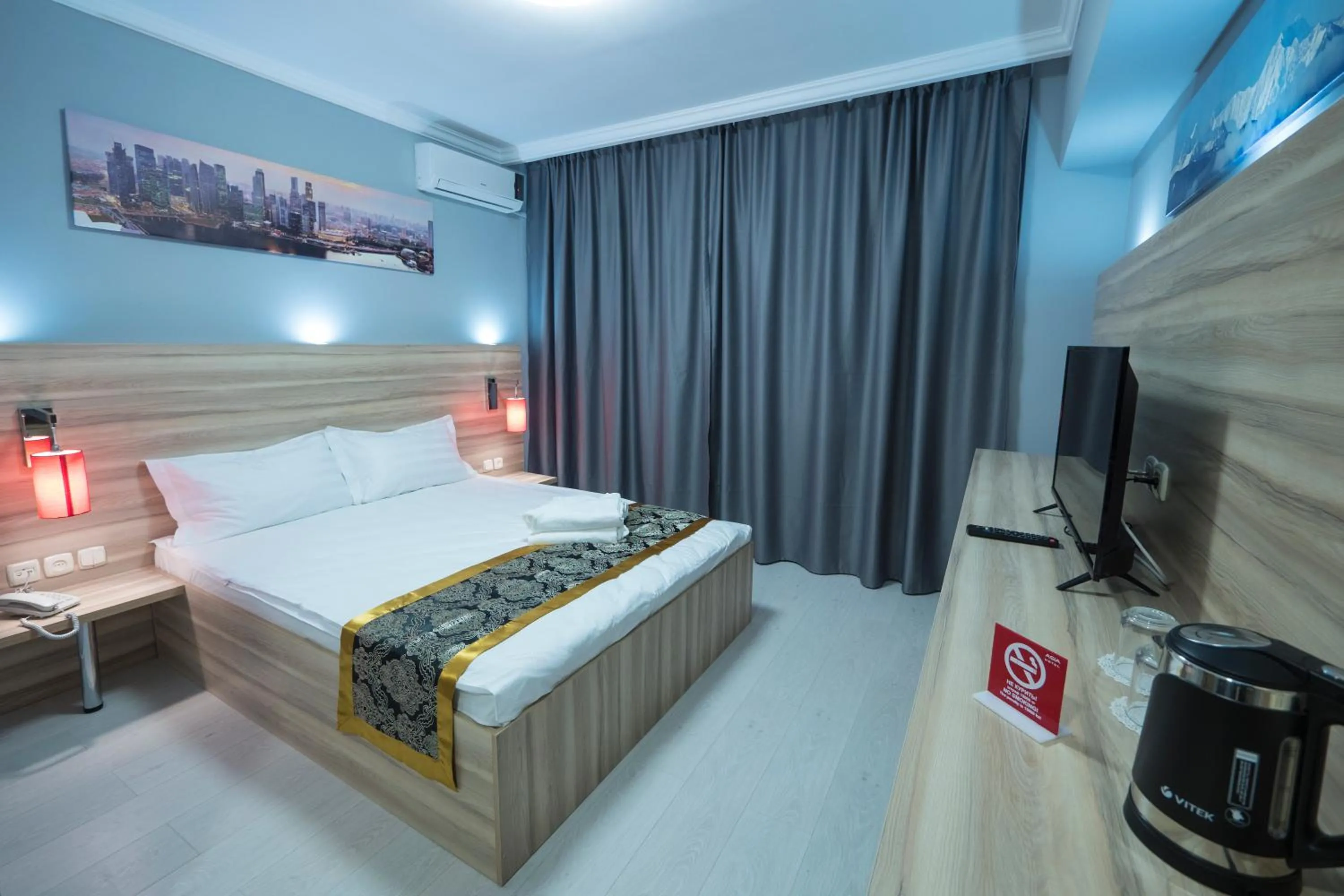 Deluxe Double Room with Balcony in ASIA Hotel