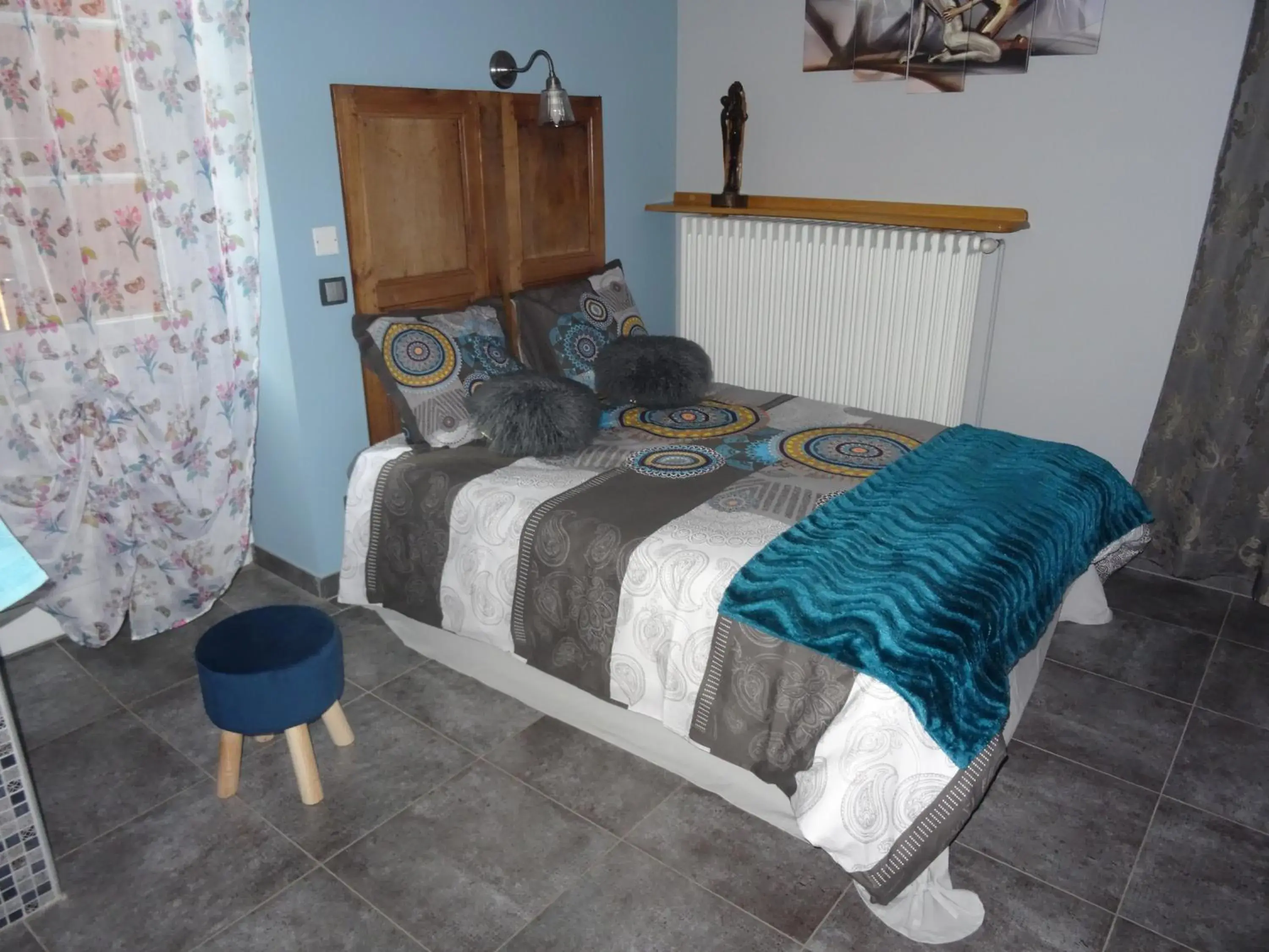 Double Room with Private Bathroom in LA BELLE D'ANTAN Double Room with Private Bathroom in LA BELLE D'ANTAN