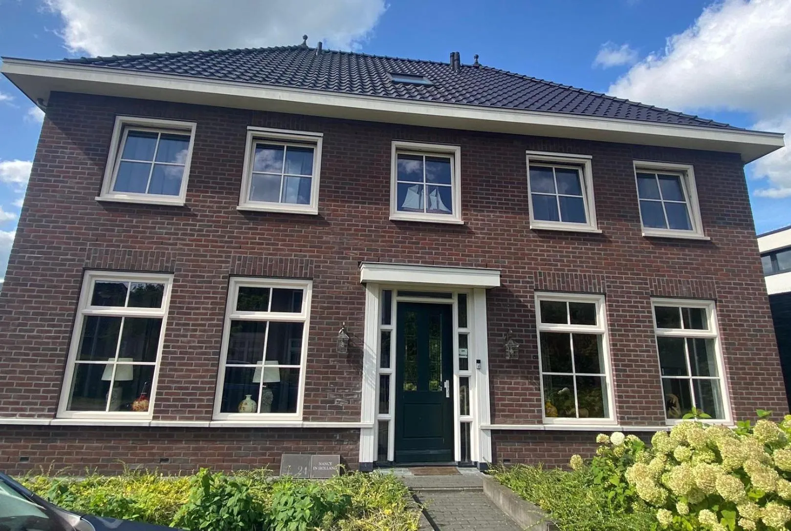B&B nancy in holland met eigen badkamer , Jacuzzi niet inclusief , independent bathroom jacuzzi not included