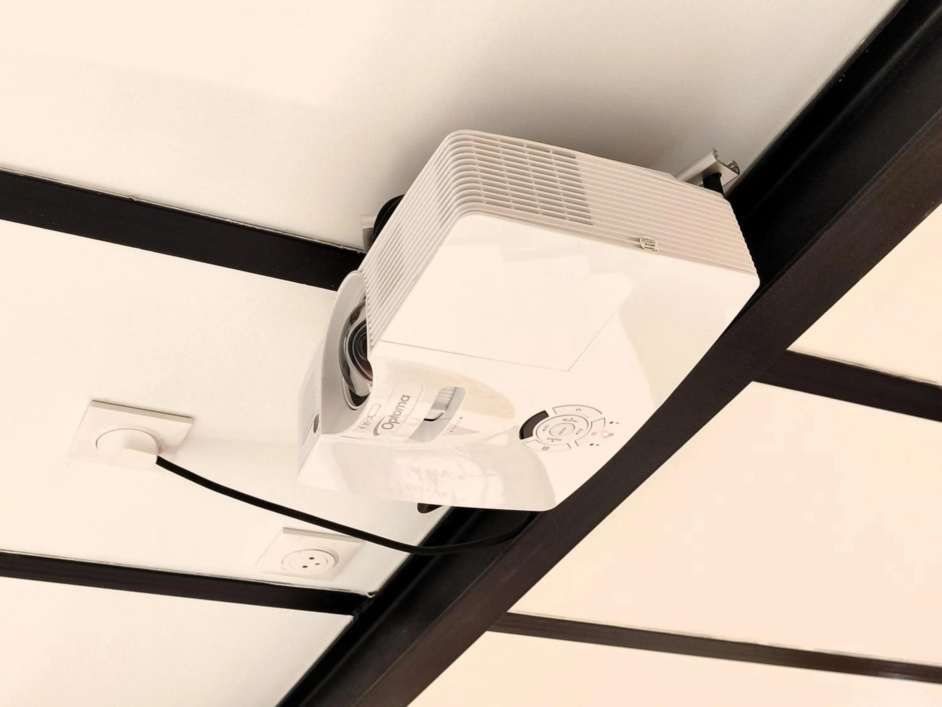 TV and multimedia in le Travertin