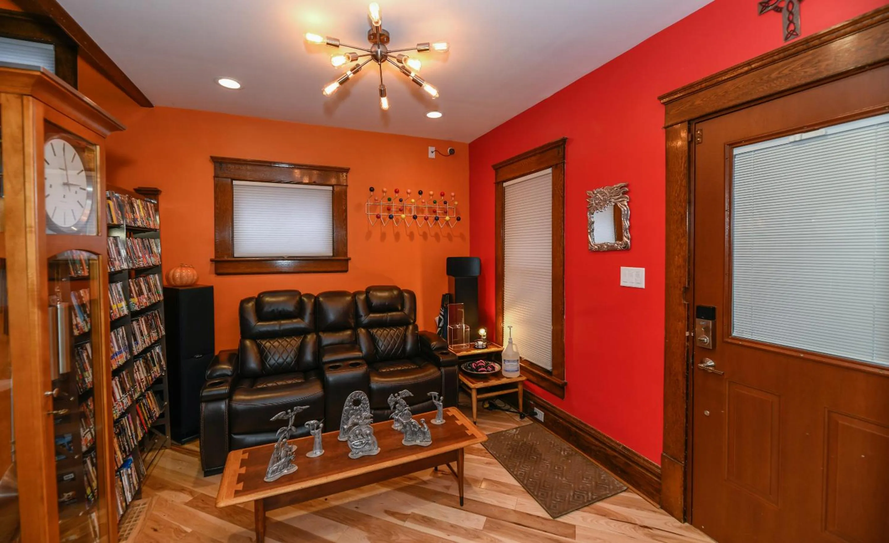 Communal lounge/ TV room in Berrodin Bed & Breakfast