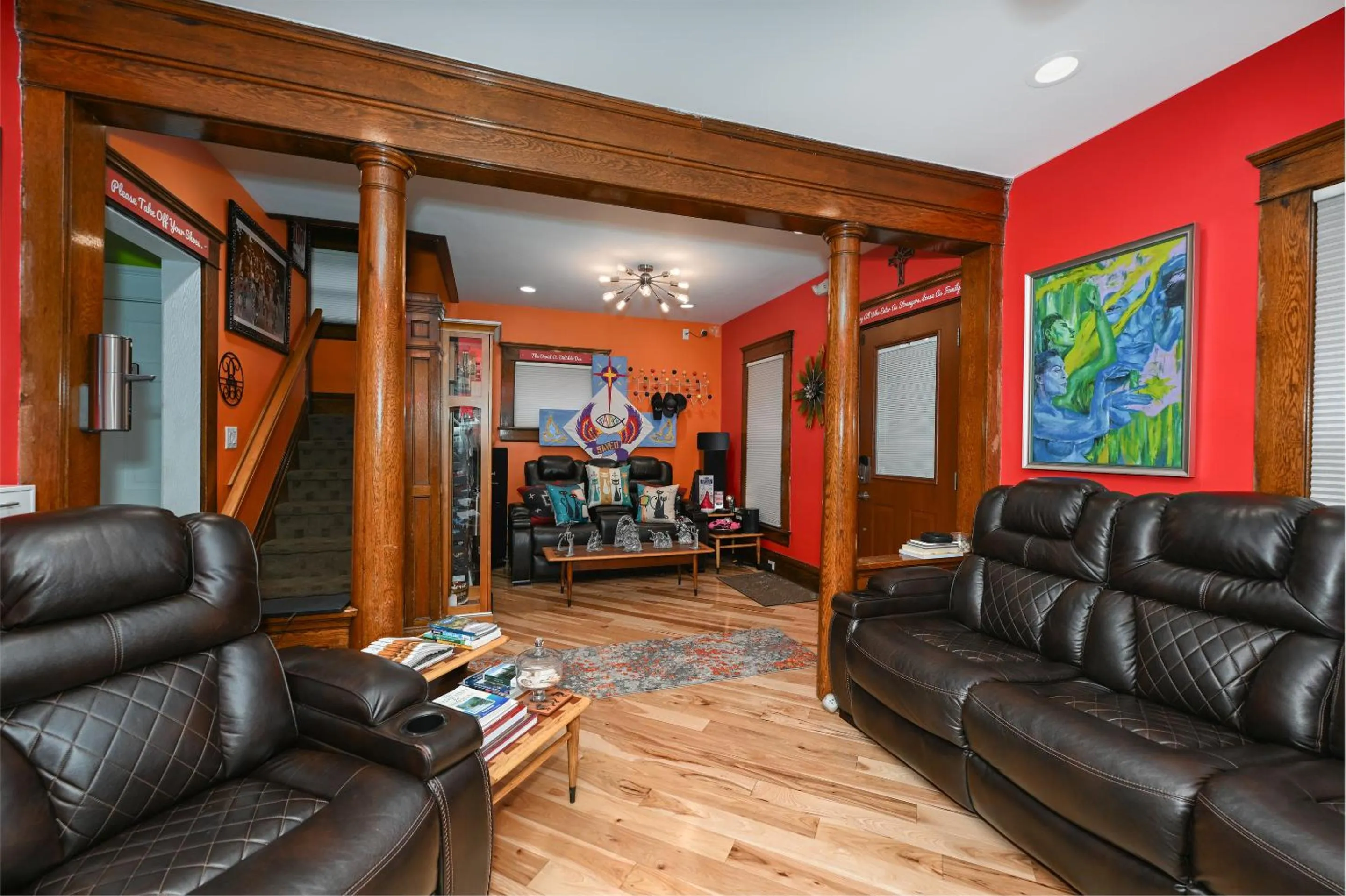 Communal lounge/ TV room in Berrodin Bed & Breakfast