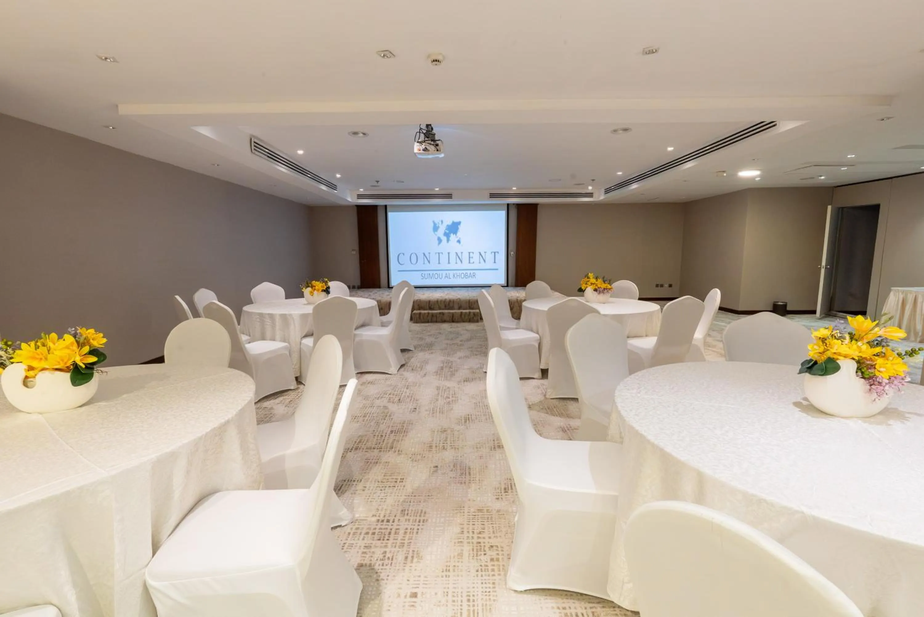 Meeting/conference room in Continent Sumou Hotel Al Khobar