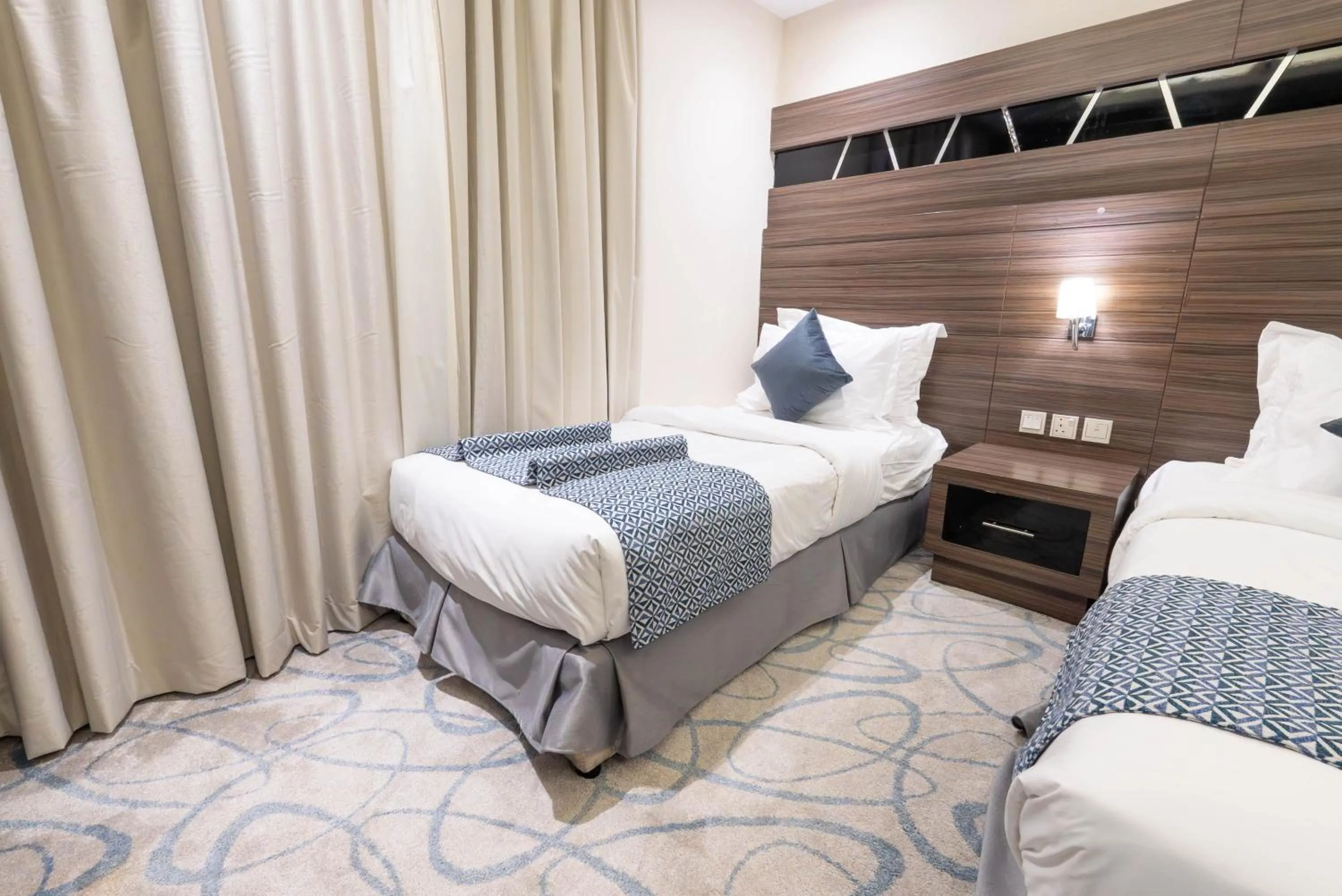 Bed in Continent Sumou Hotel Al Khobar