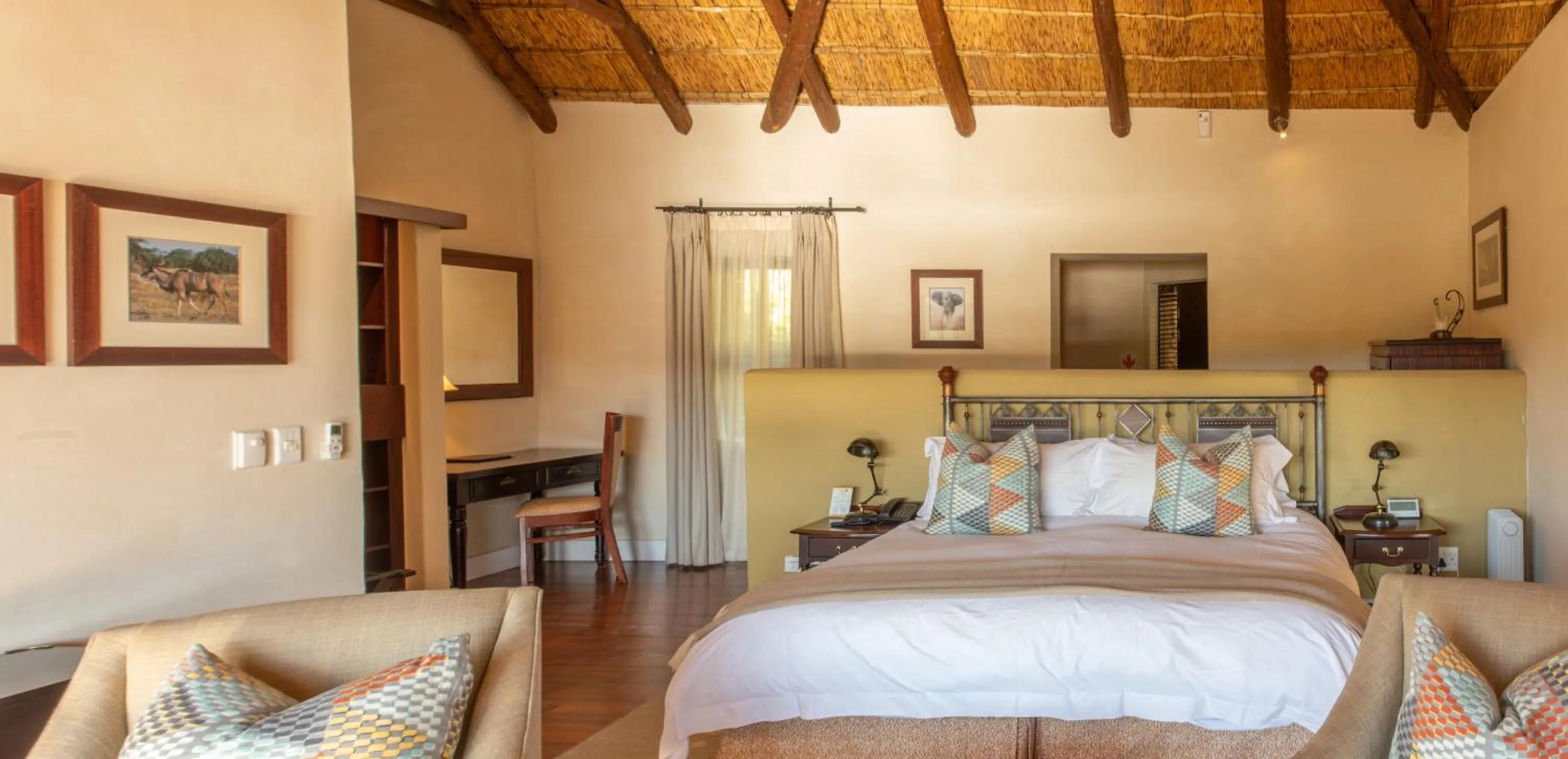 Bed in Pumba Private Game Reserve