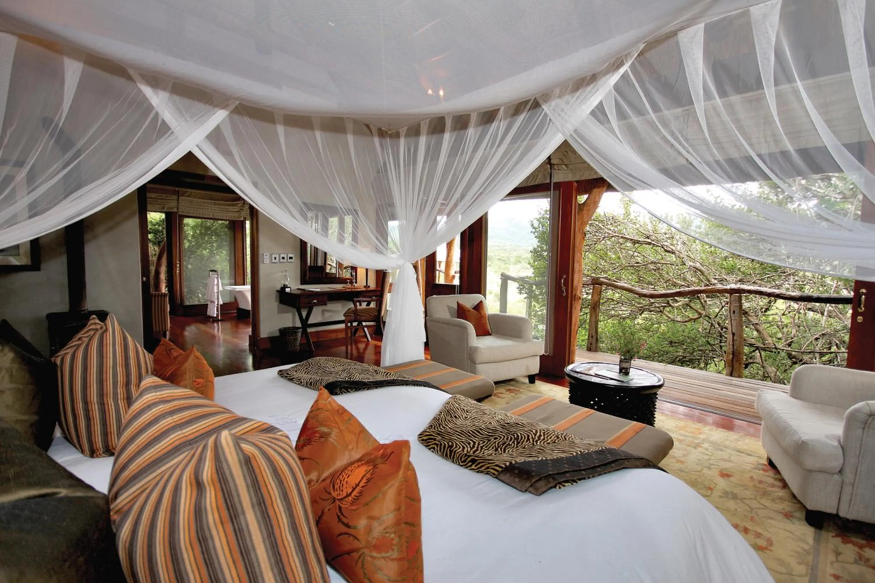 Bed in Pumba Private Game Reserve