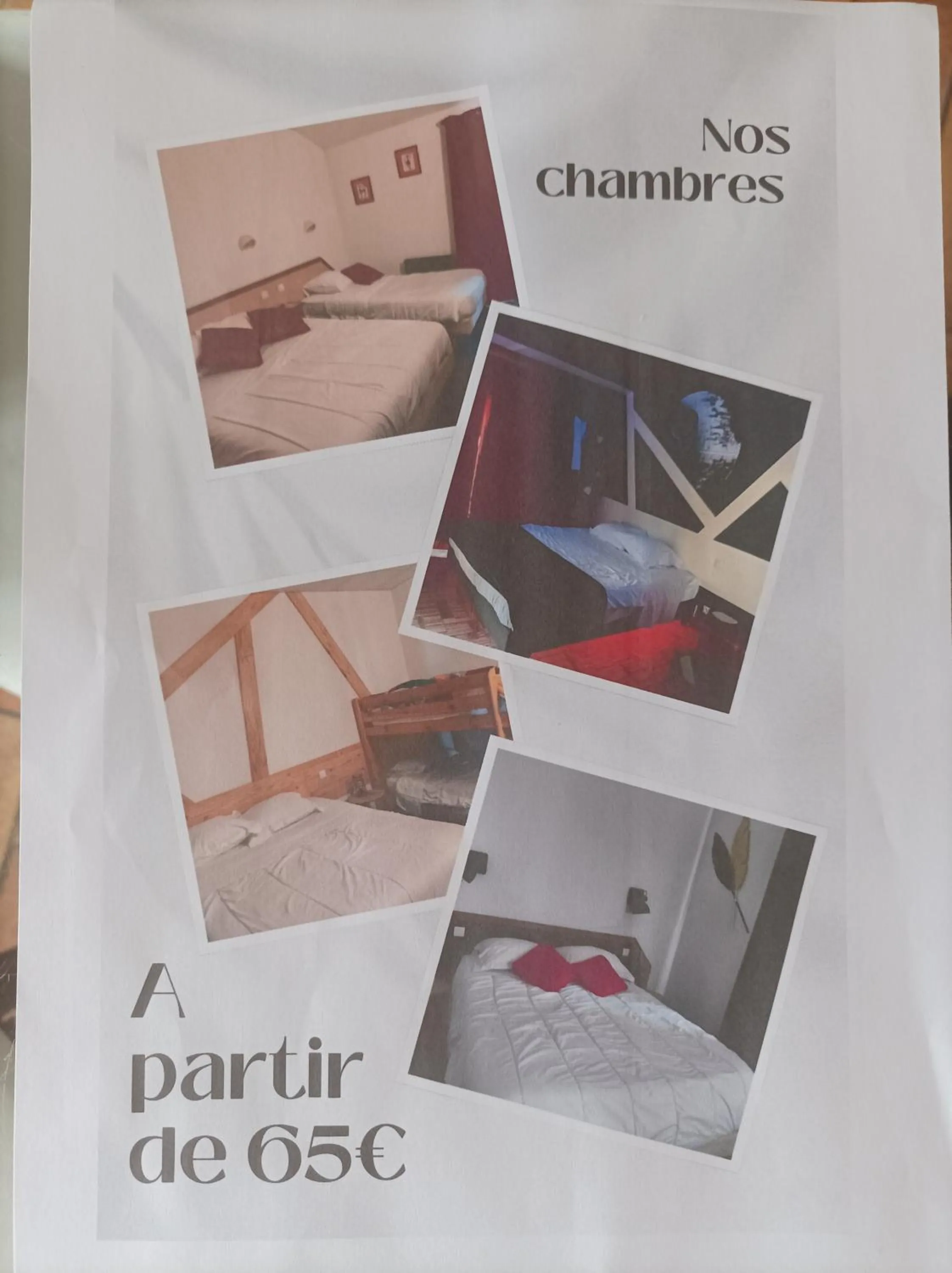 Bed in Hôtel Les Deux Porches