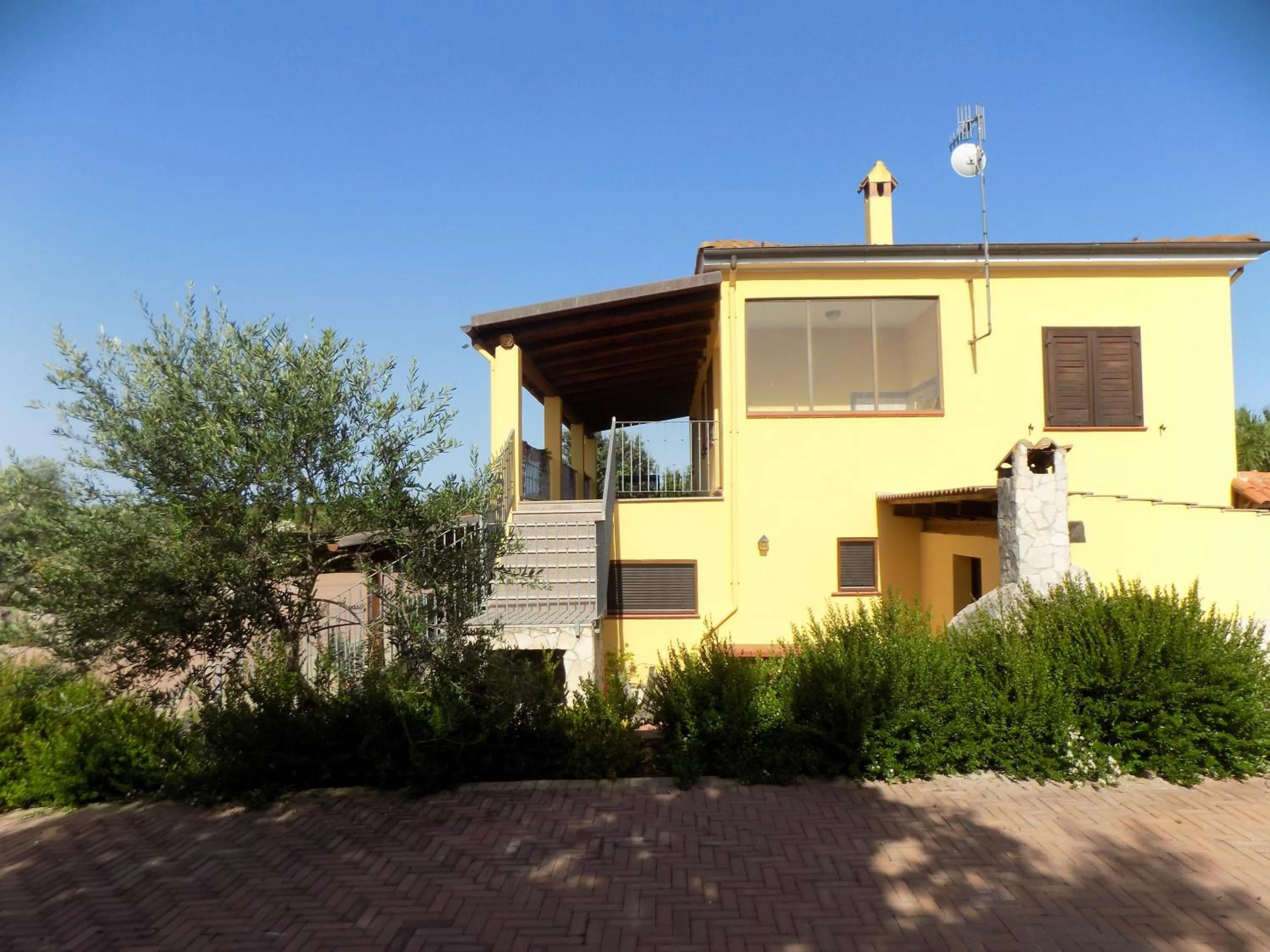 Property building in Villa Sorrentina
