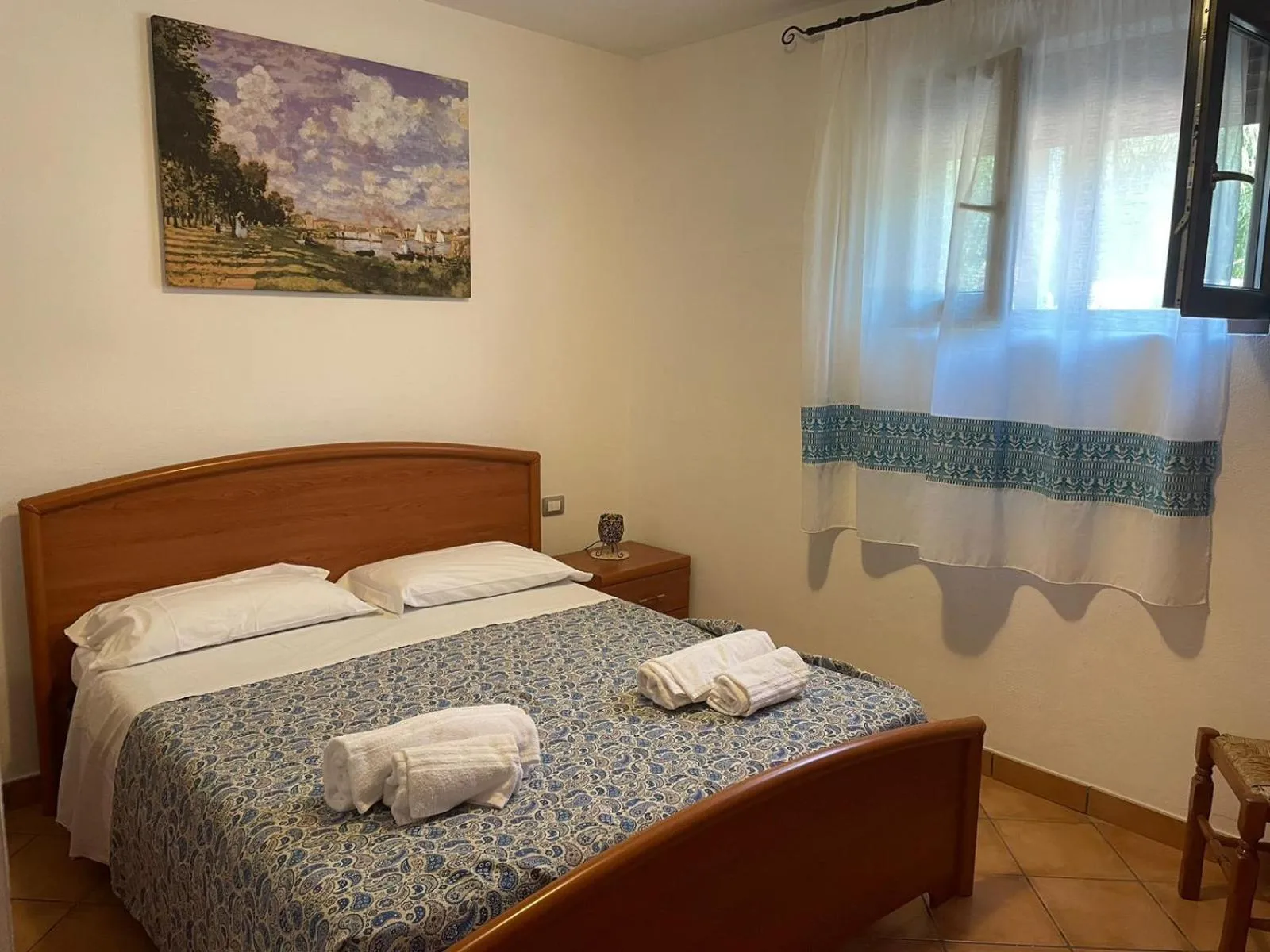 Bedroom, Bed in Villa Sorrentina
