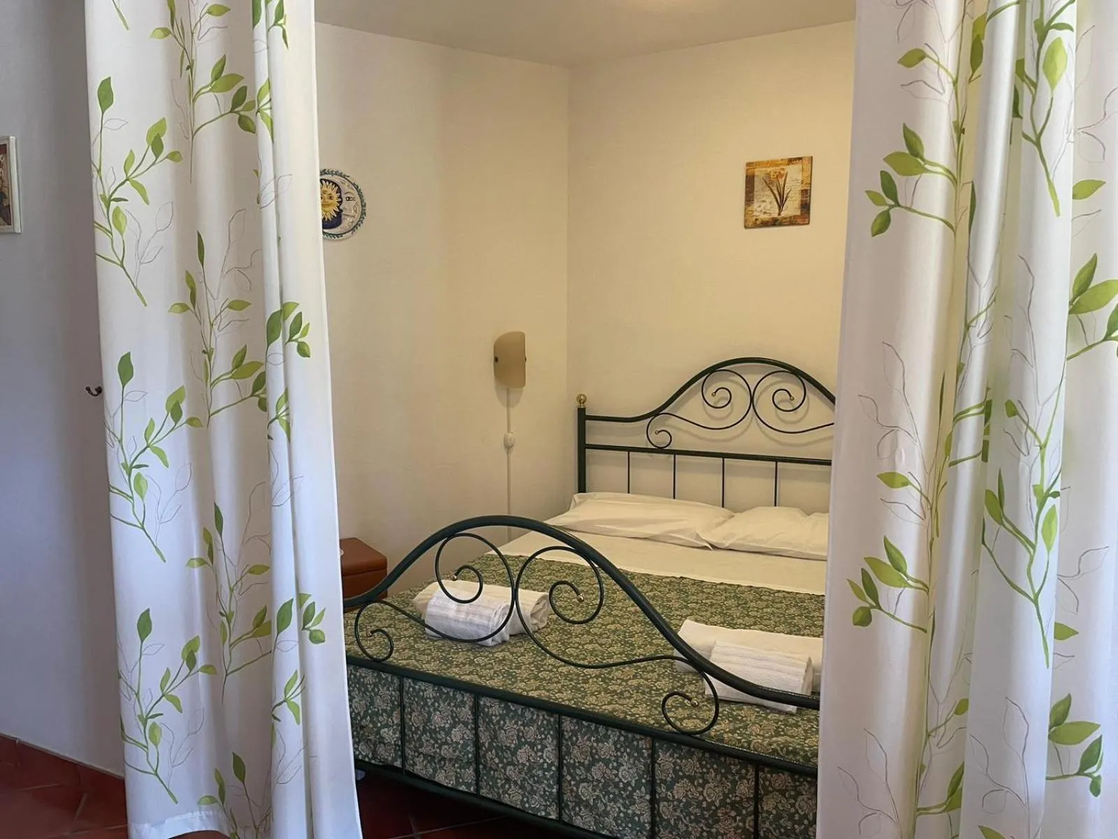 Bed in Villa Sorrentina