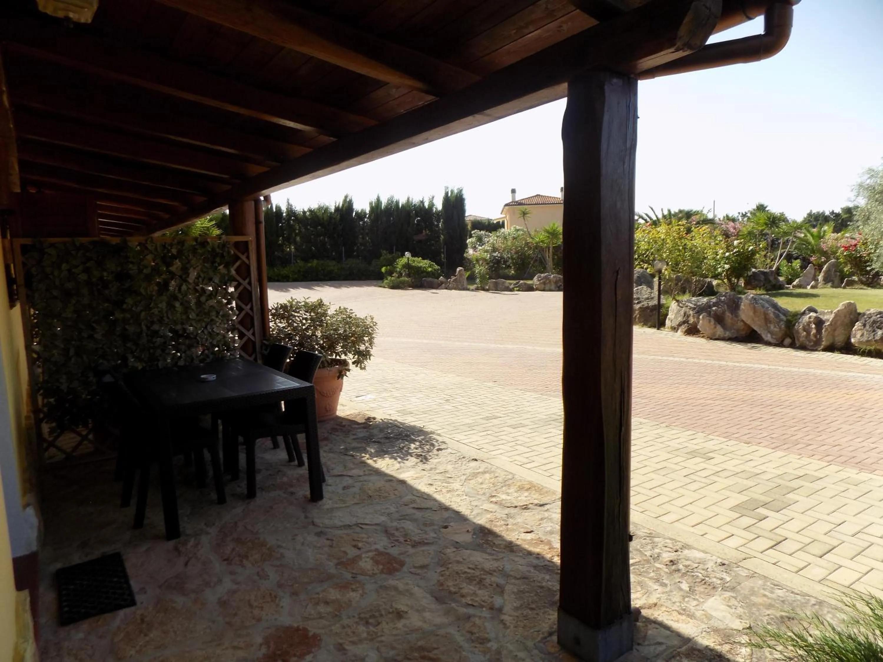 Facade/entrance in Villa Sorrentina