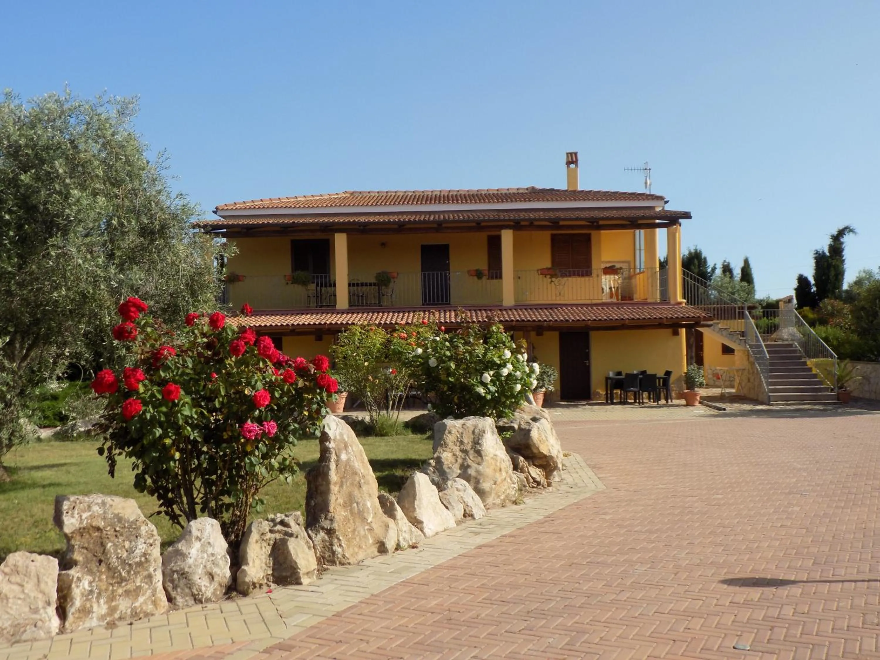 Property building in Villa Sorrentina