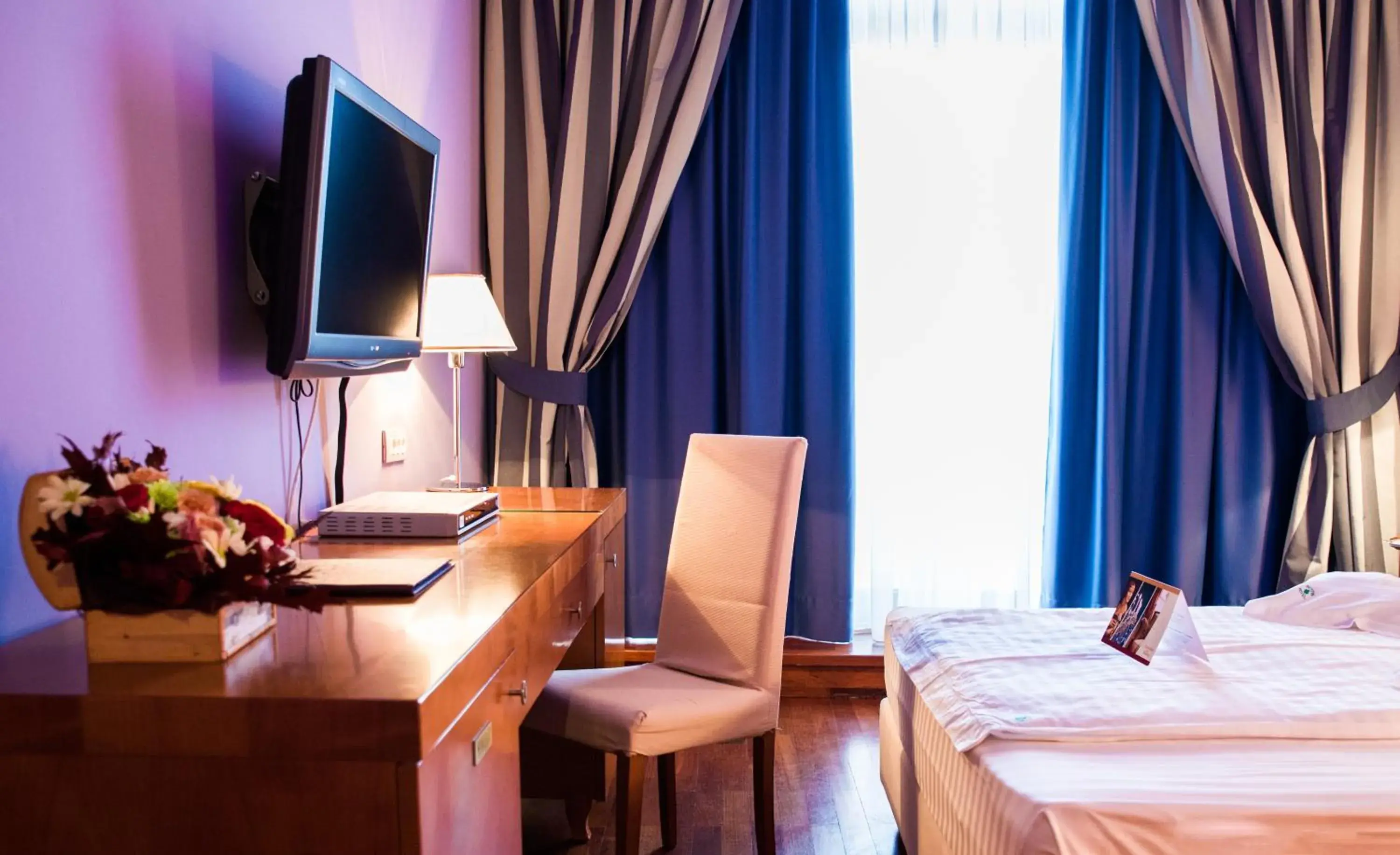 Seating area, Bed in Hotel Beyfin Seating area, Bed in Hotel Beyfin