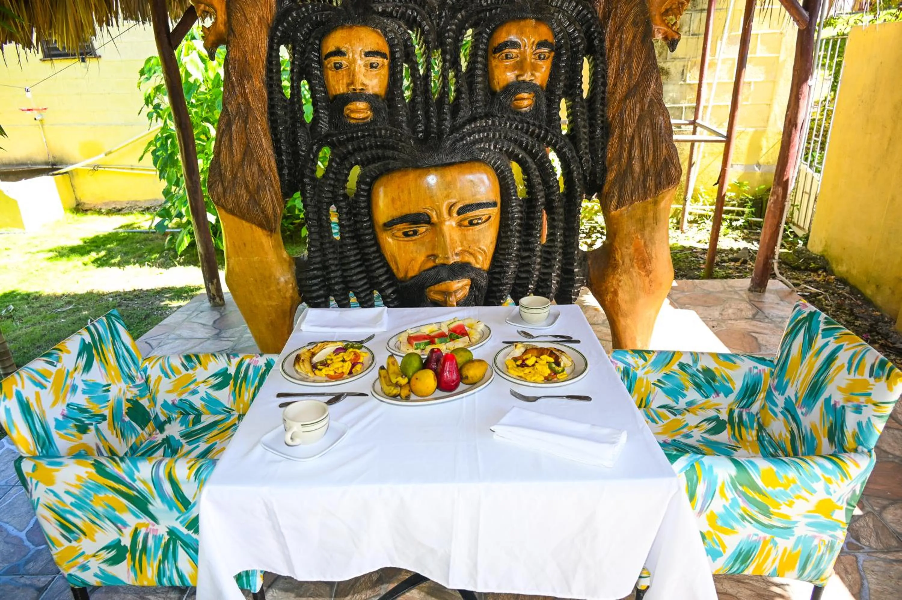 Property building in Takuma Boutque Hotel Hotel Rooms & Suites