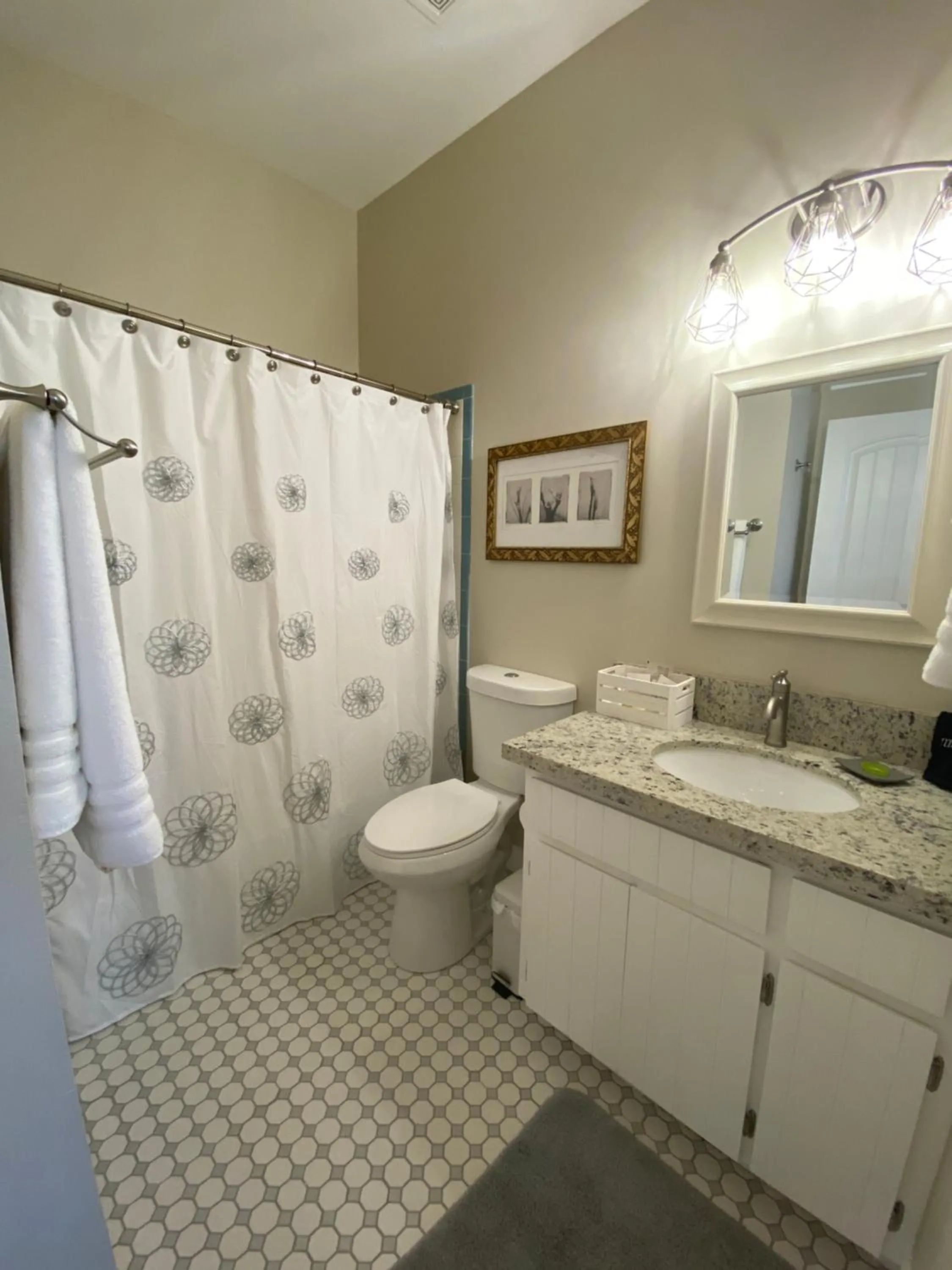 Bathroom in Bisbee Brownstone Suites