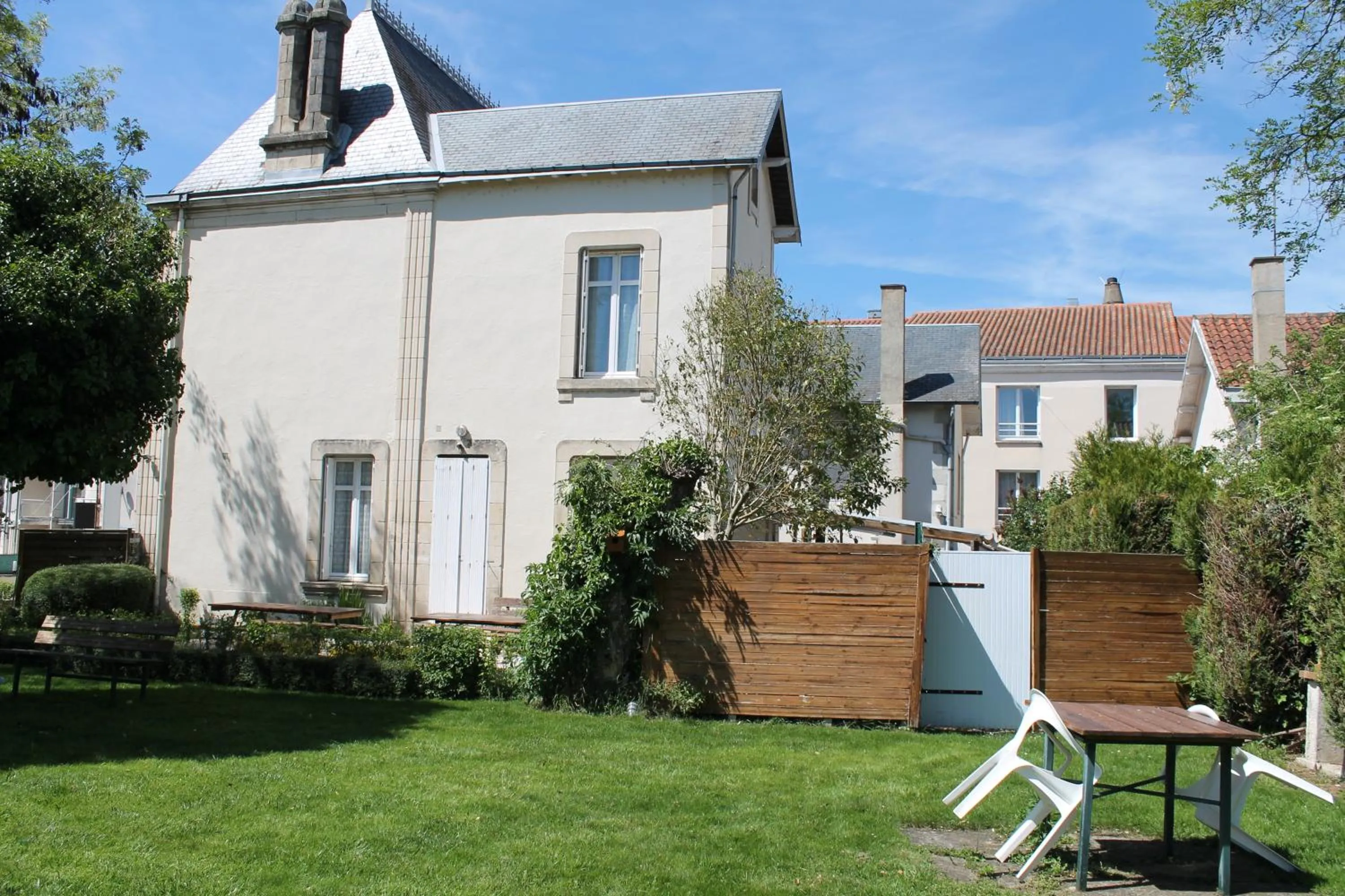 Logis Hôtel Beauséjour