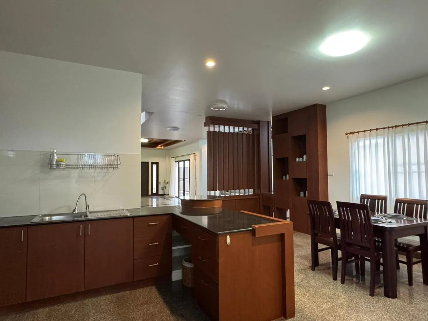 Poonsiri Private Pool Villa Aonang