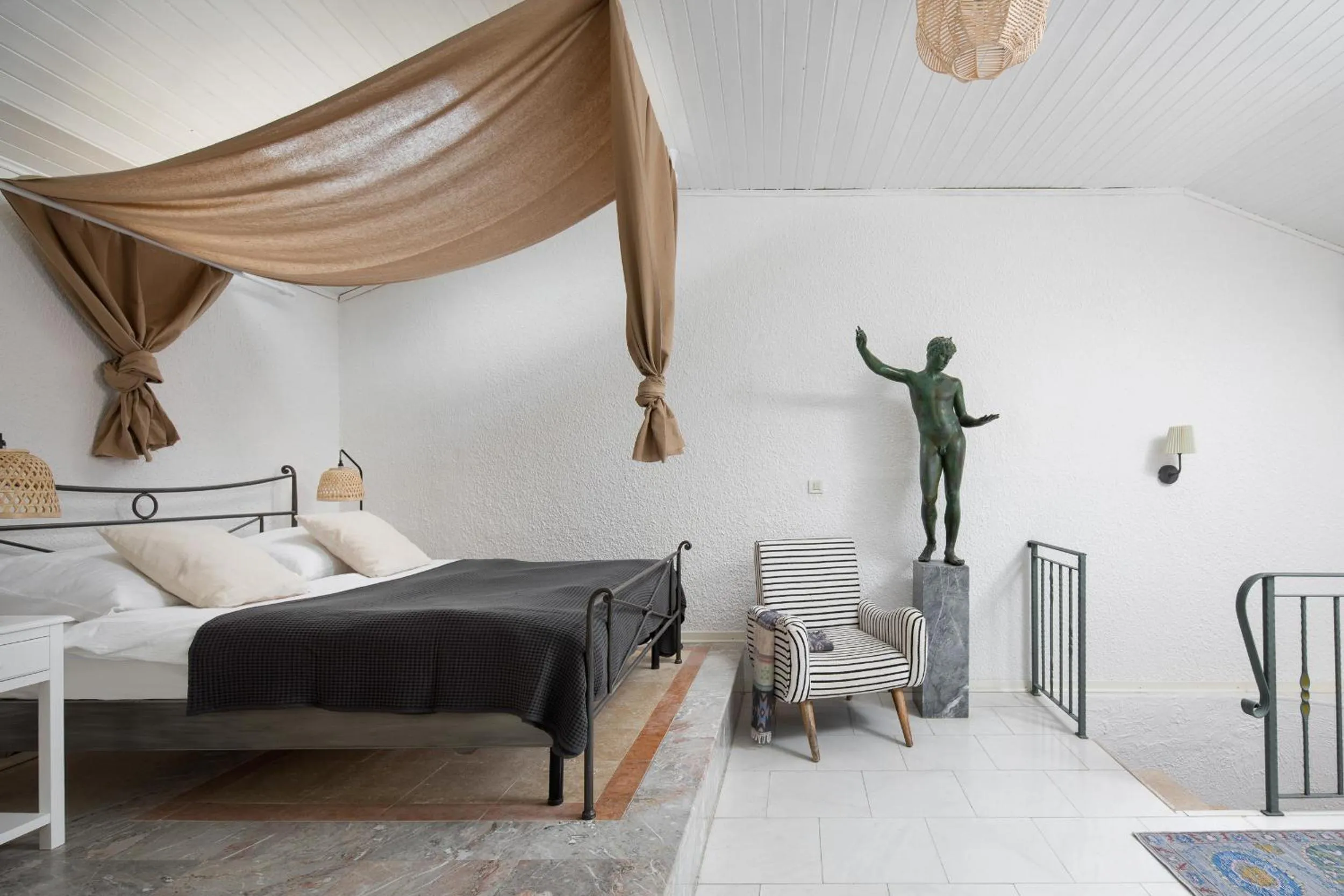 Bedroom in Villa Cissa Apartments by Irundo