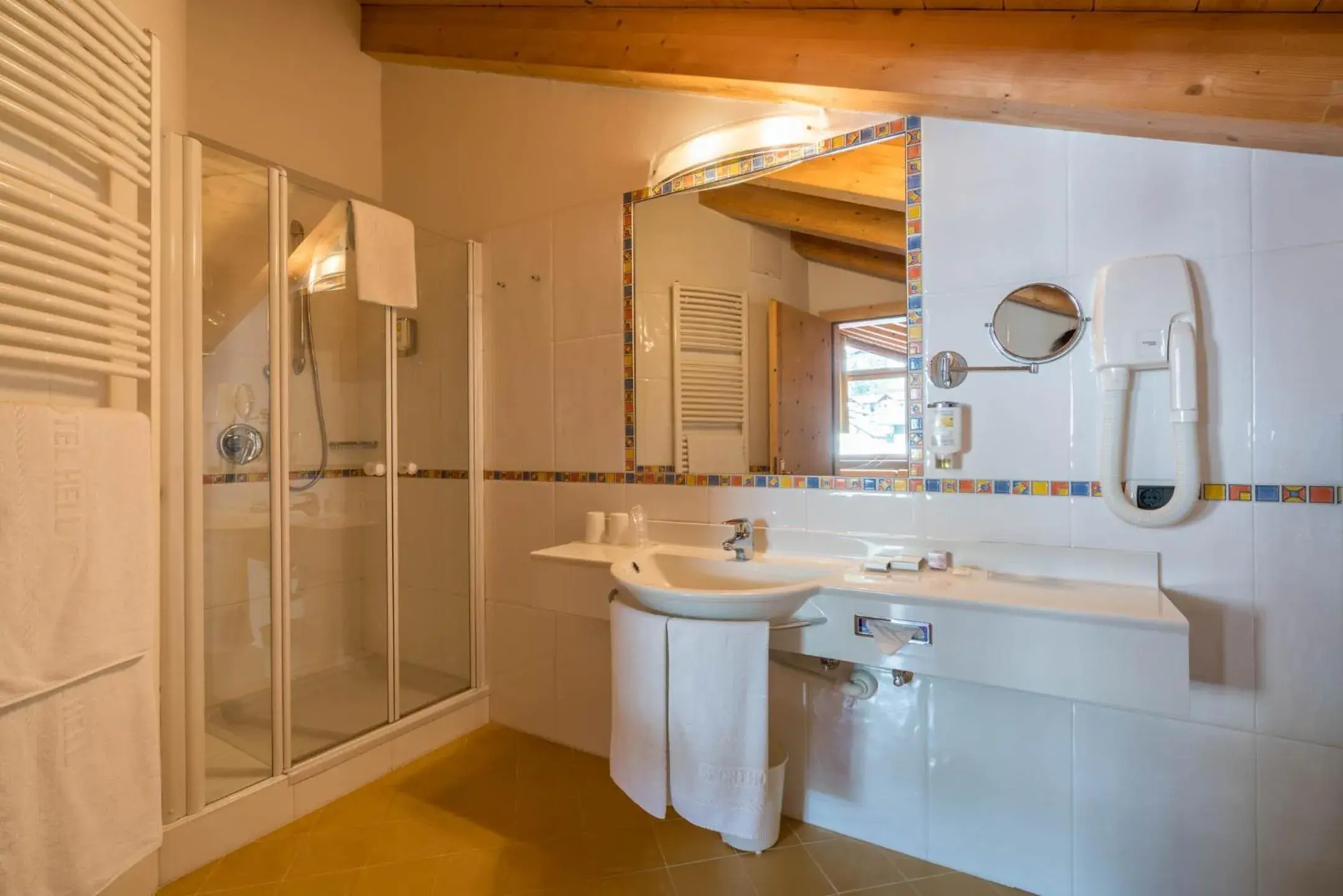 Family Suite in Hotel Hell Family Suite in Hotel Hell