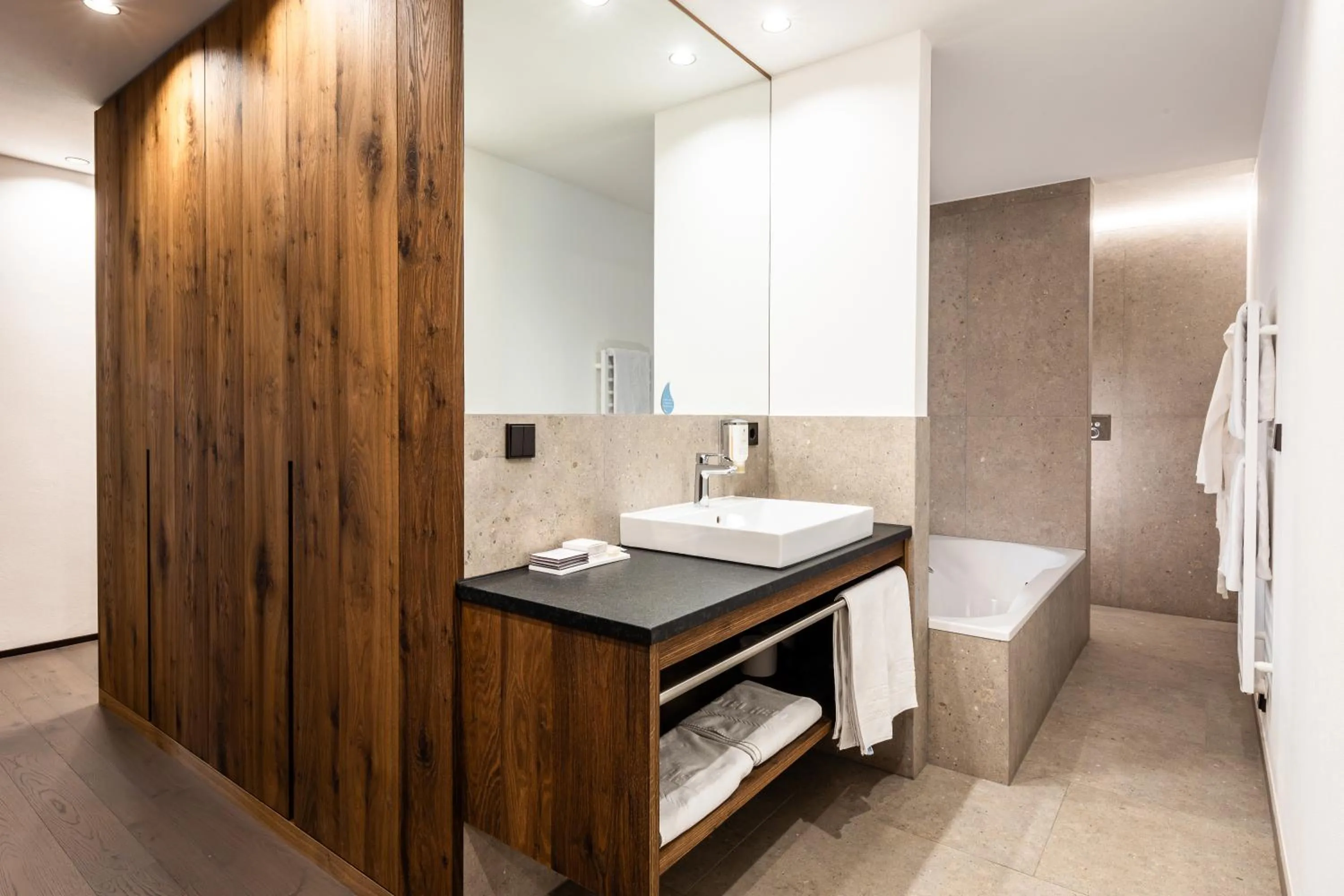 Bathroom in Hotel Hell