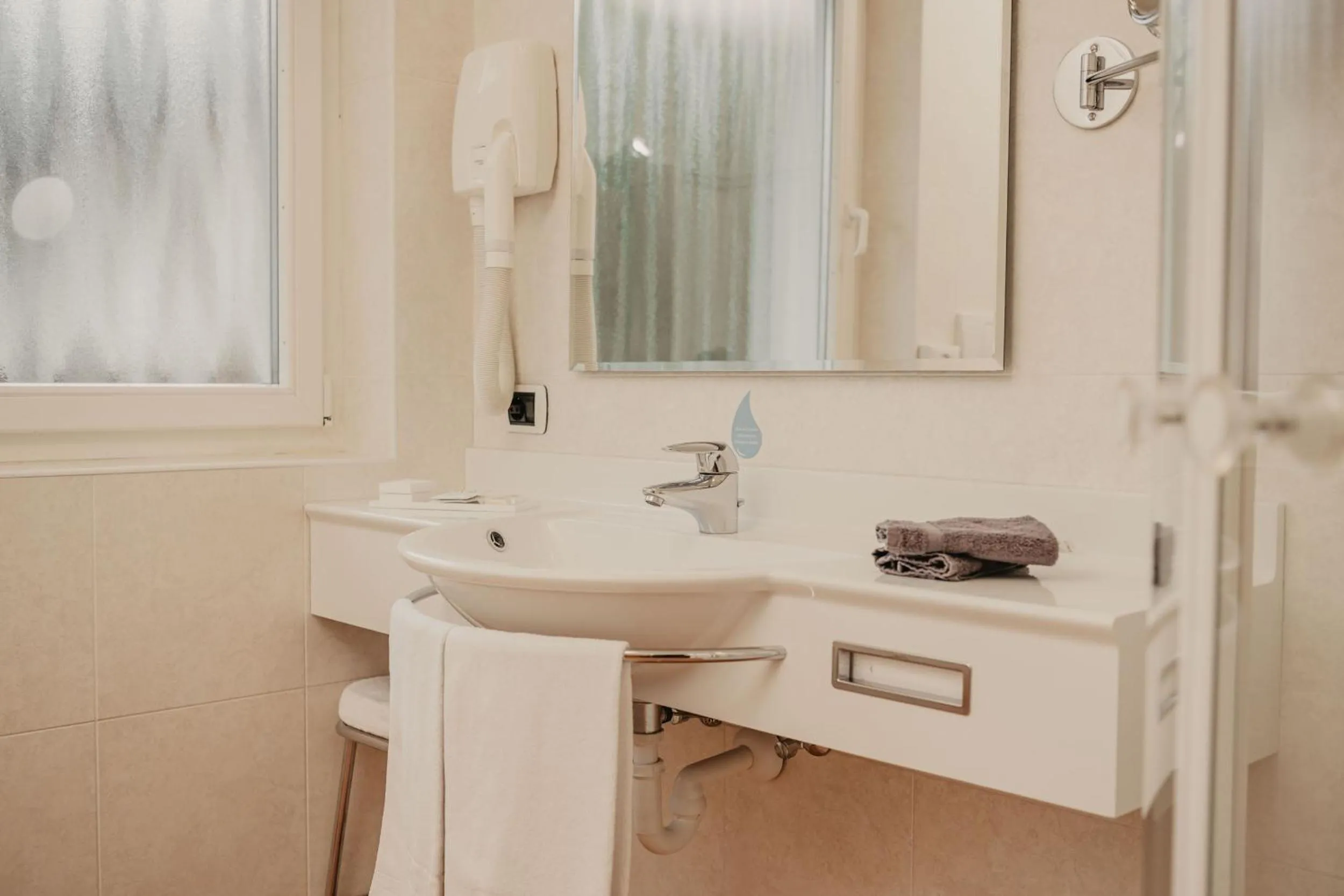 Bathroom in Hotel Hell