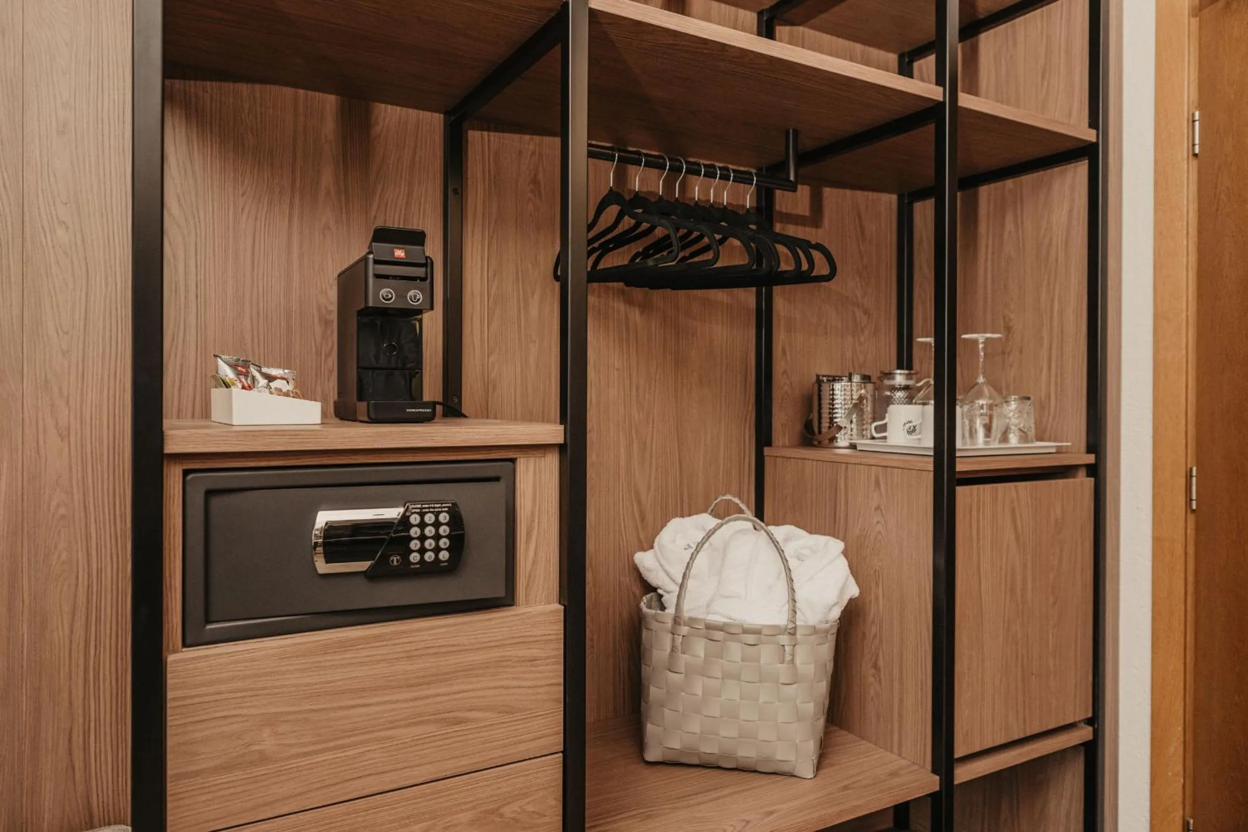 wardrobe in Hotel Hell