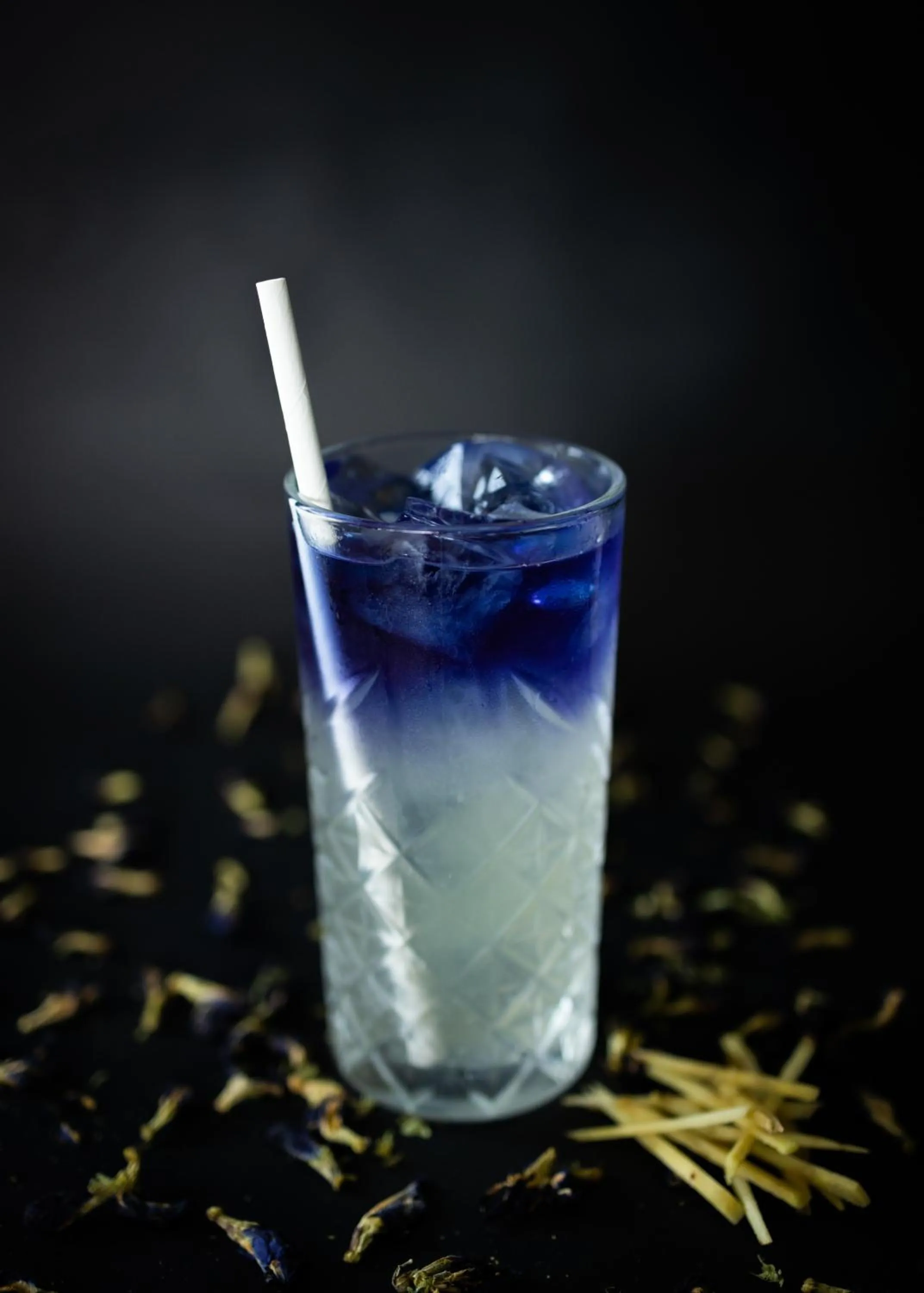 Food and drinks in The Acacia Morjim