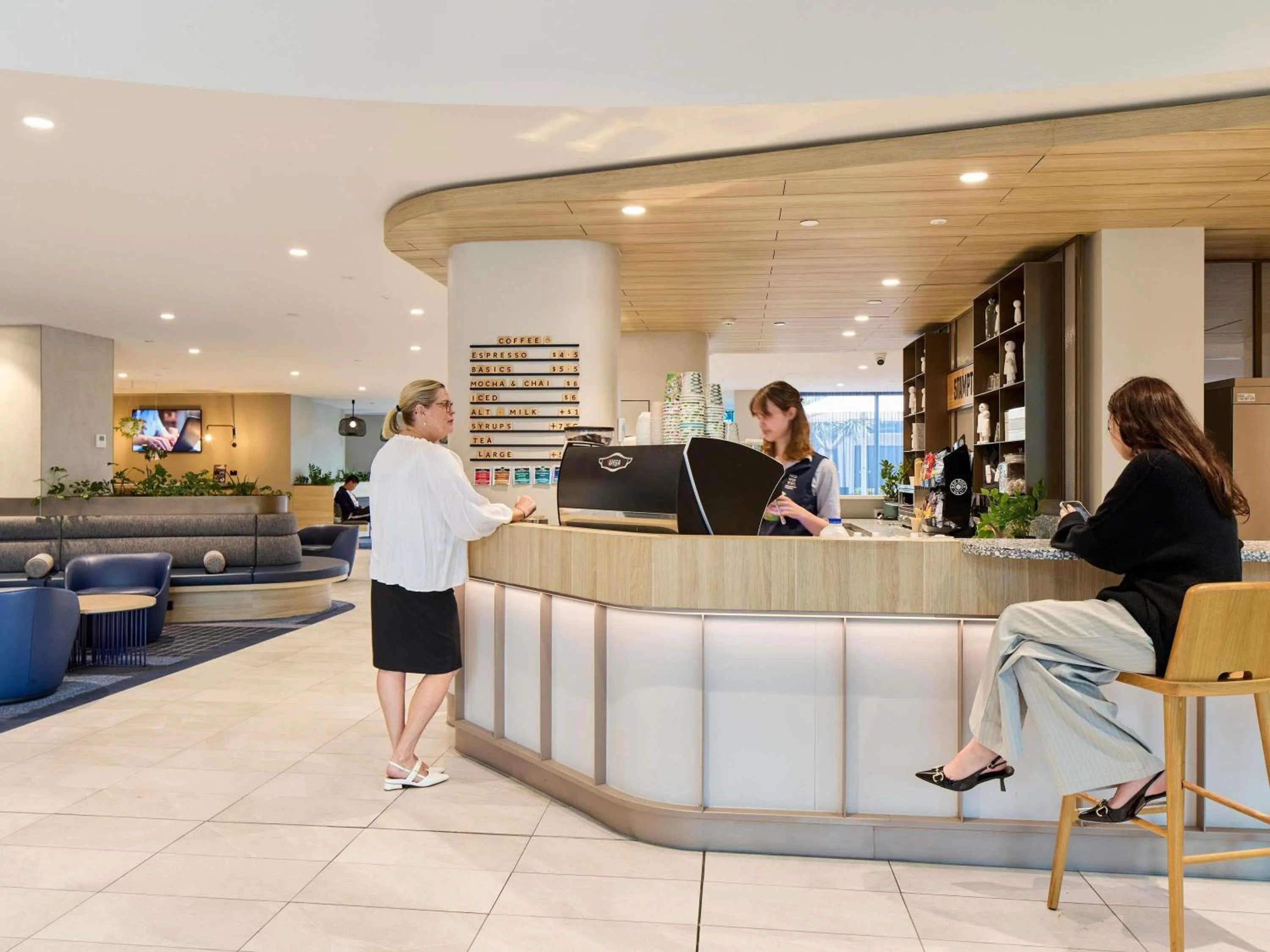 Restaurant/places to eat in Novotel Melbourne Preston