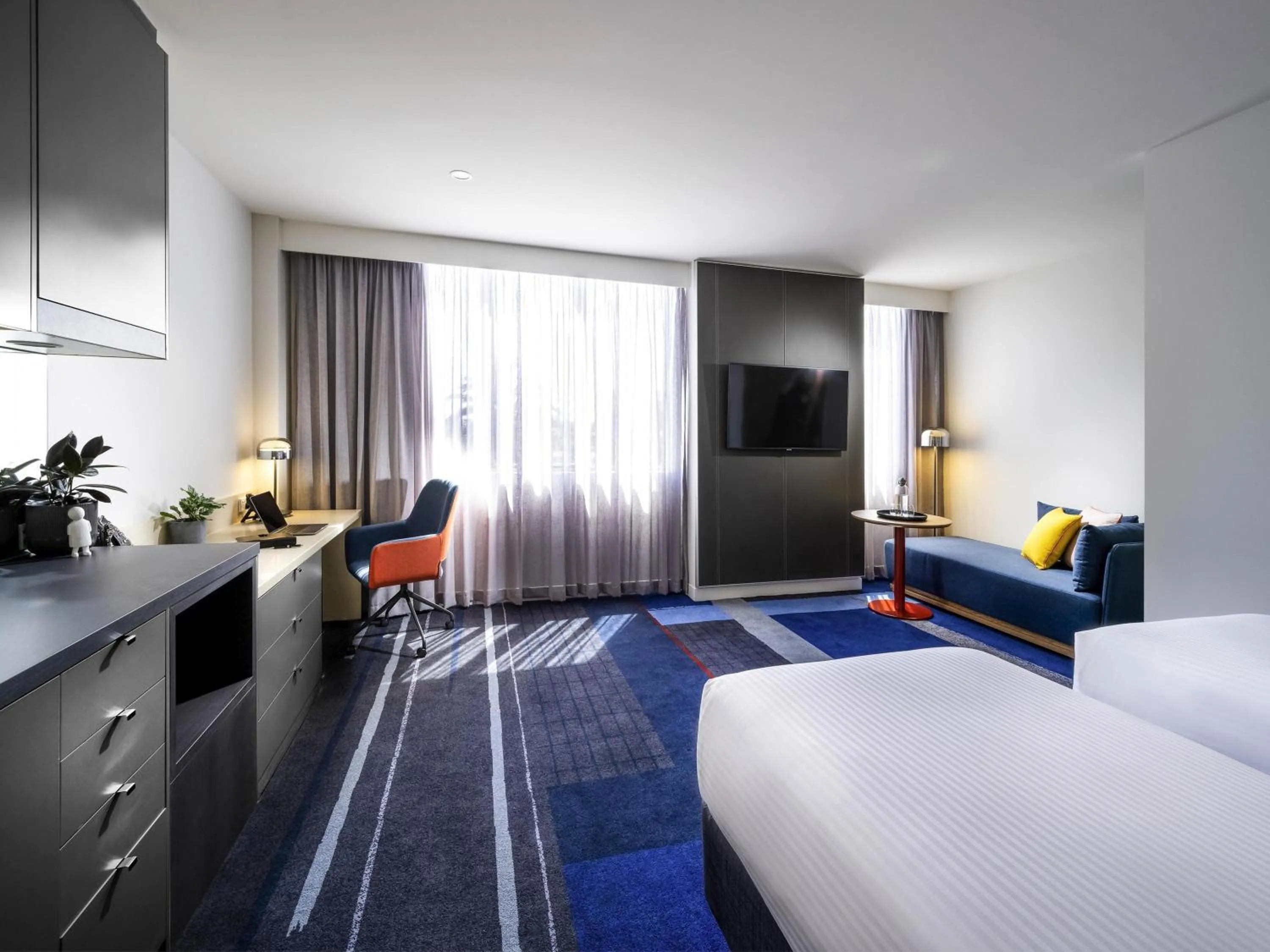 Bedroom, Bed in Novotel Melbourne Preston