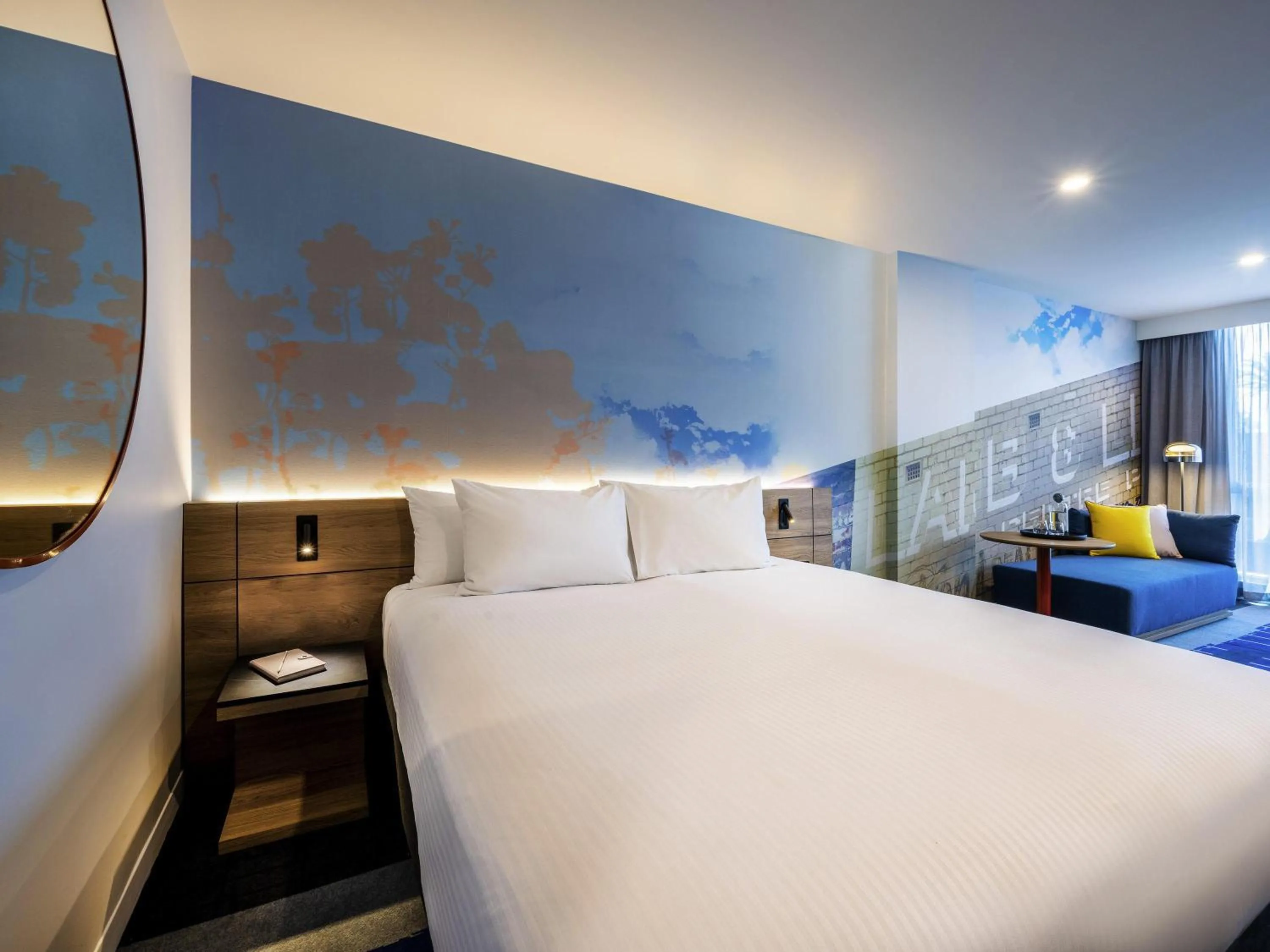 Bedroom, Bed in Novotel Melbourne Preston