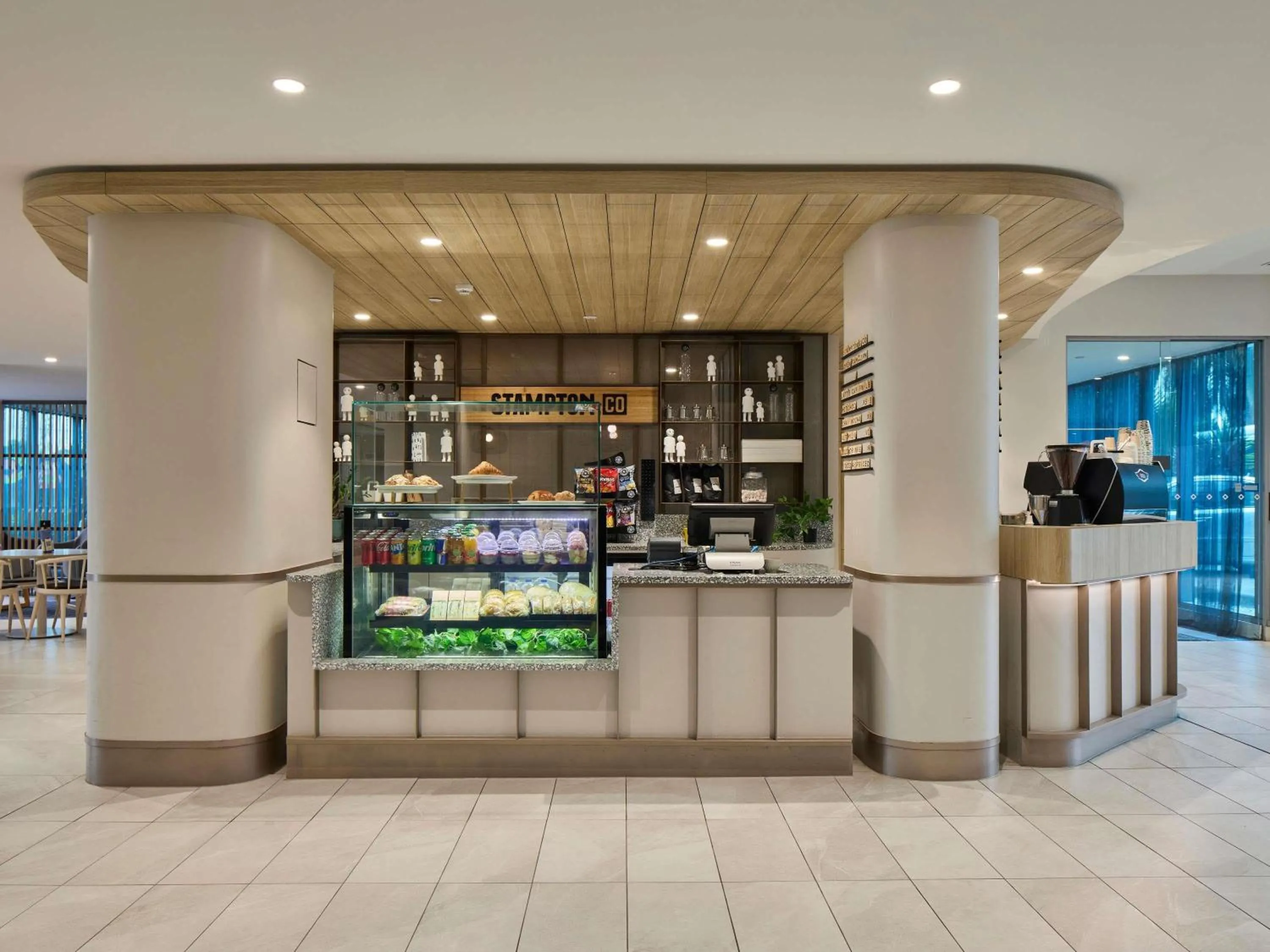 Restaurant/places to eat in Novotel Melbourne Preston