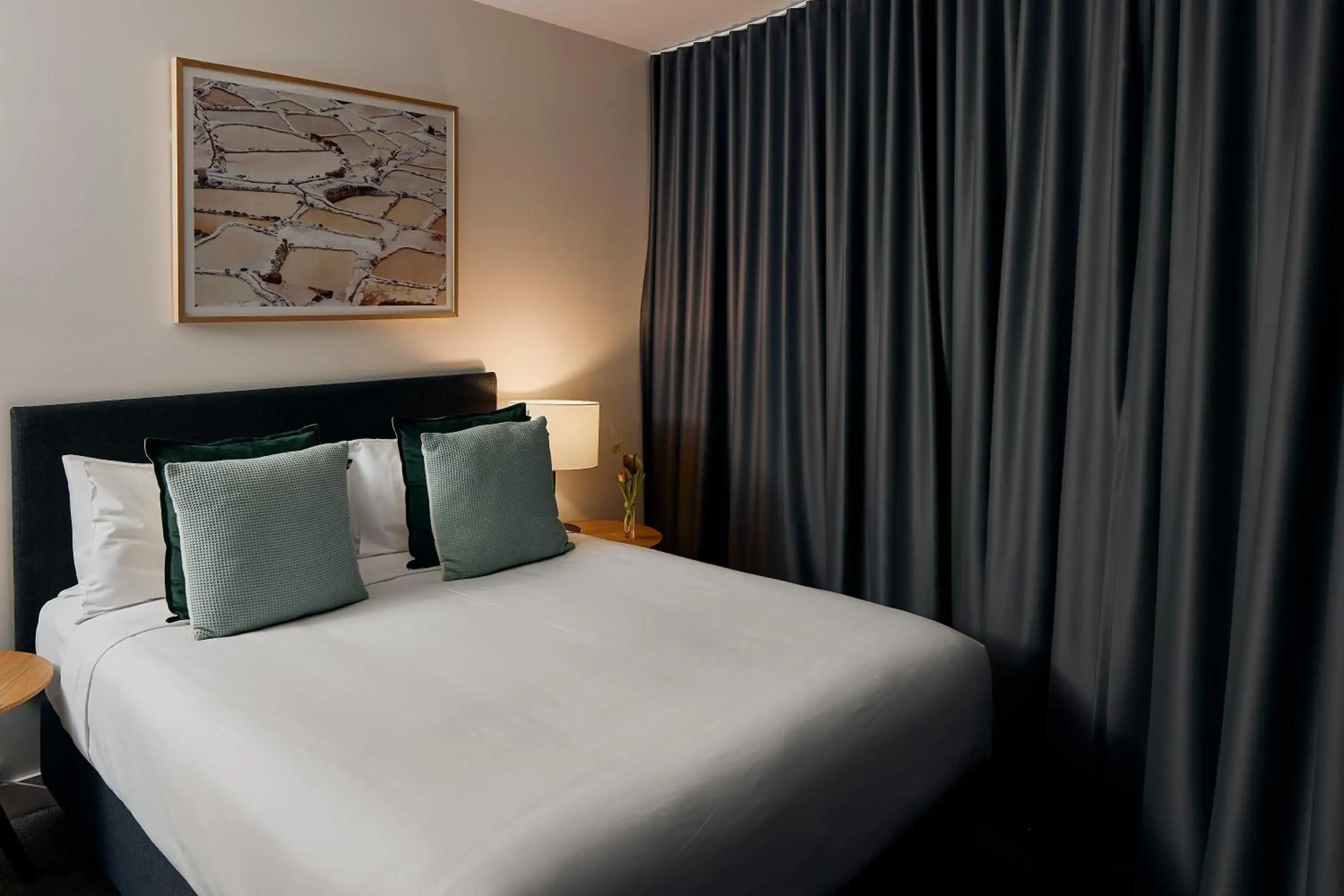 Two-Bedroom Corner Apartment in Shadow Play by Peppers Two-Bedroom Corner Apartment in Shadow Play by Peppers