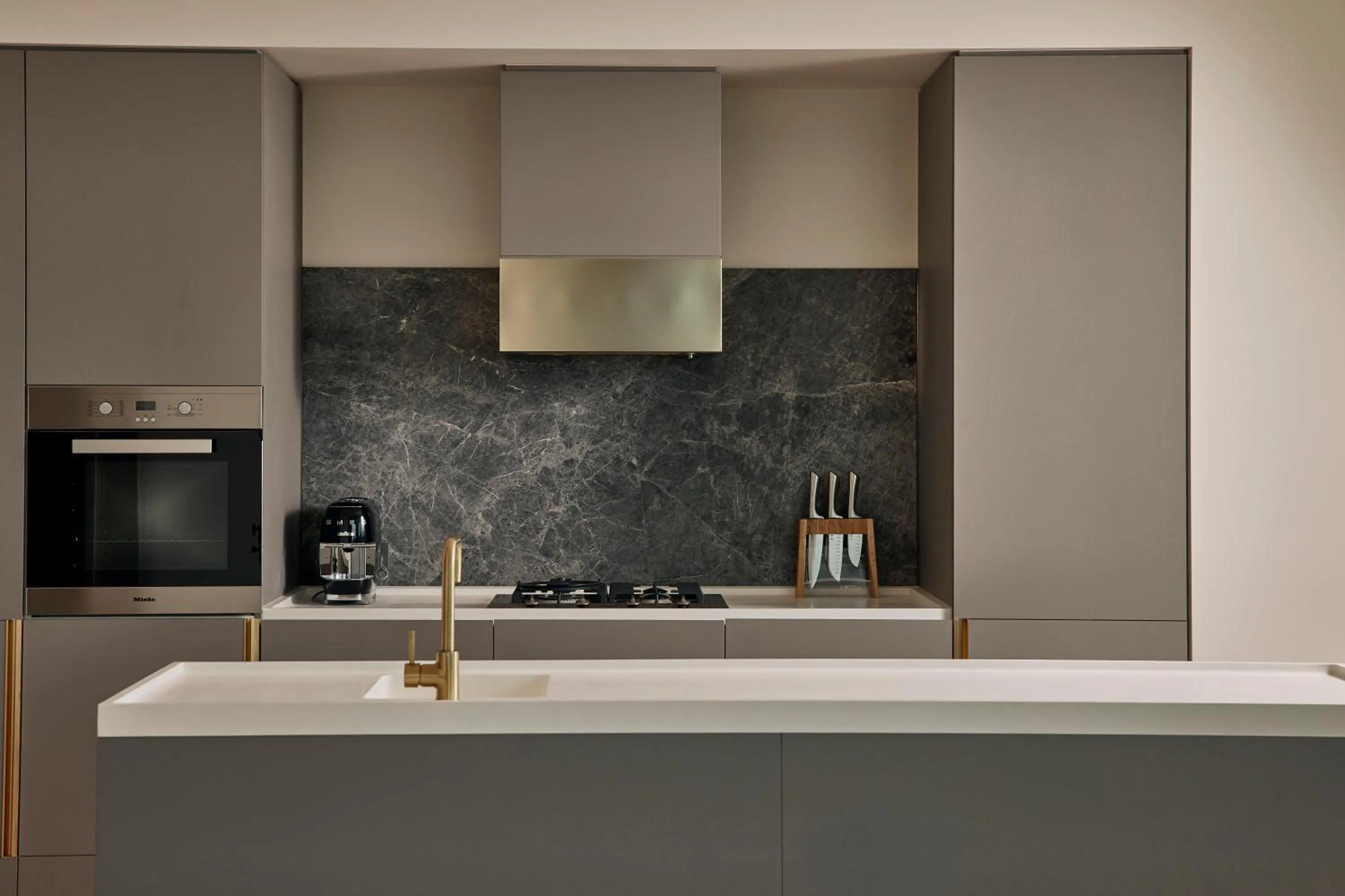 Kitchen or kitchenette in Shadow Play by Peppers