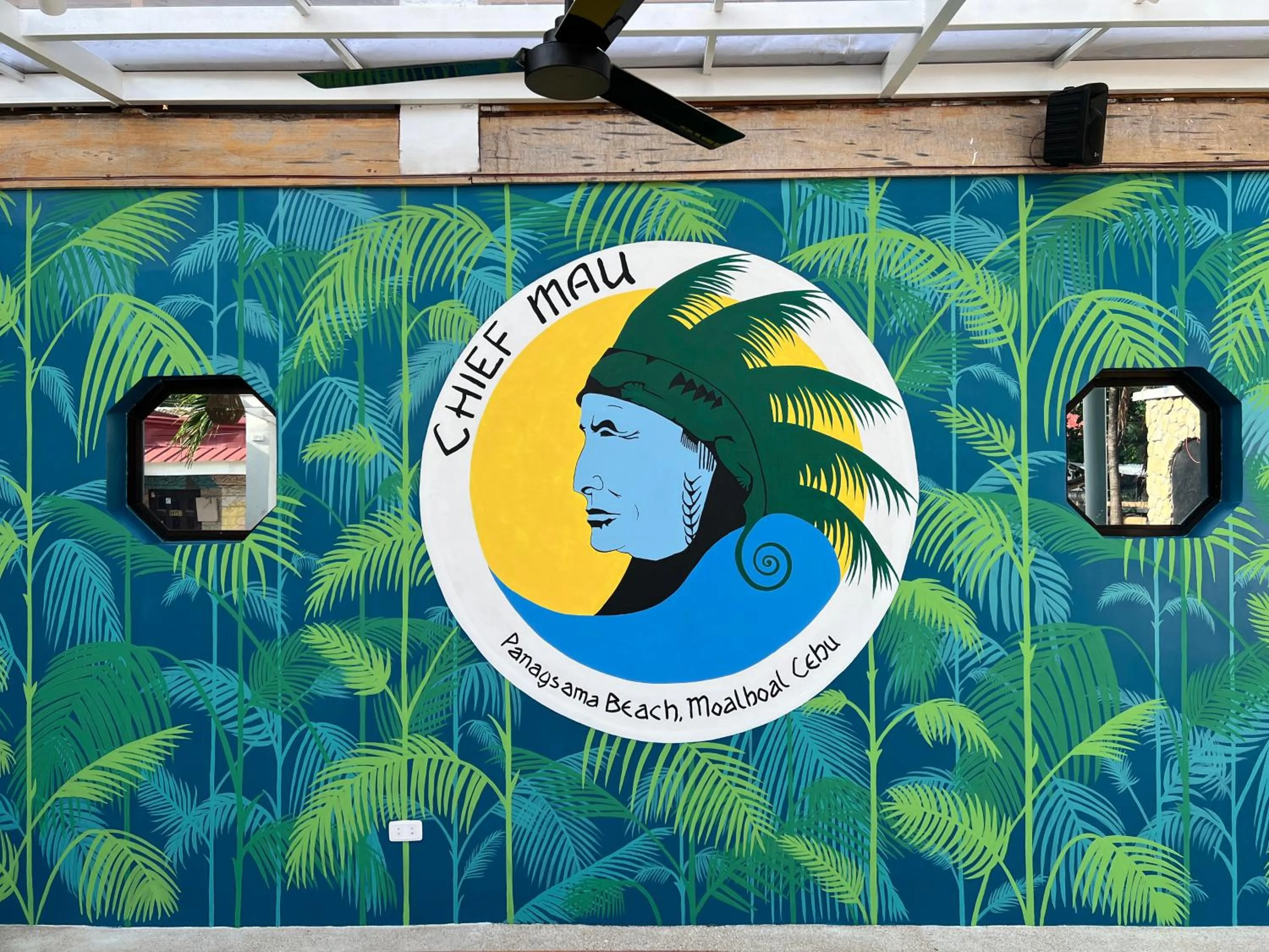 Chief Mau Moalboal Cebu